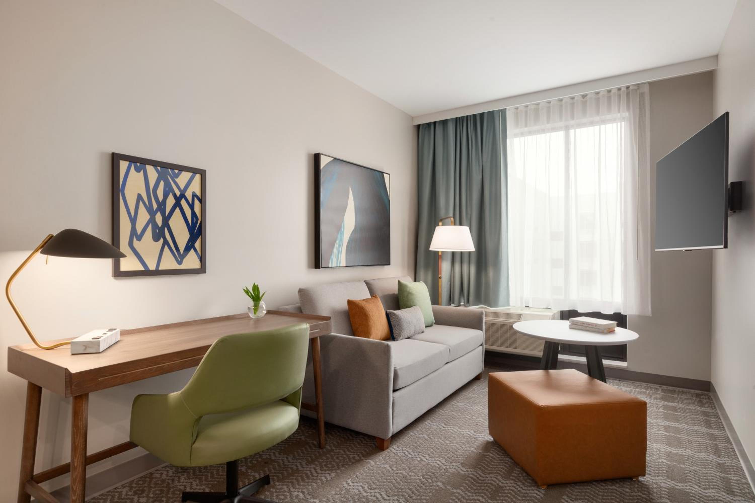 One-Bedroom King Suite with Sofa Bed - Photo 2
