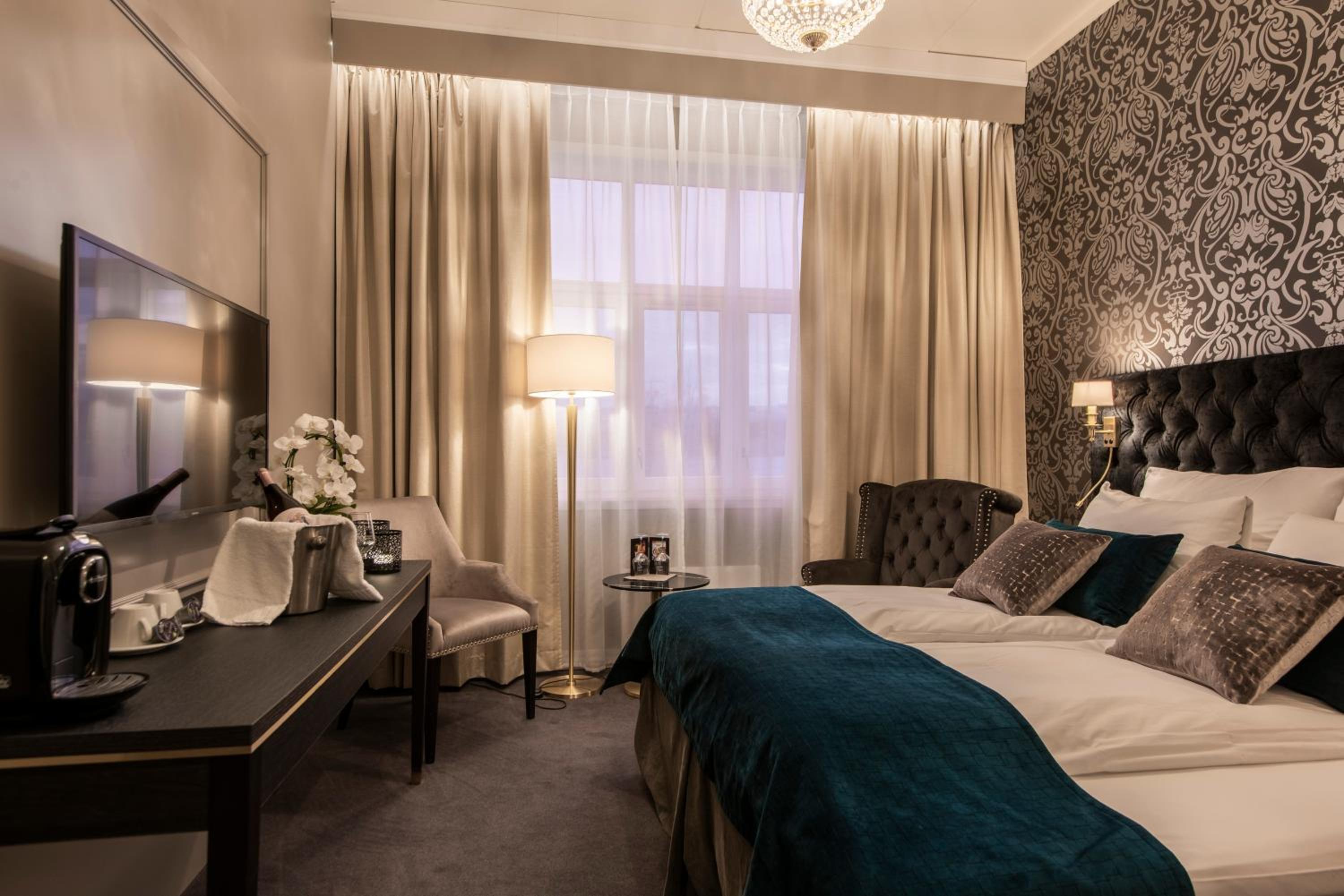 Superior Double Room - Photo 1