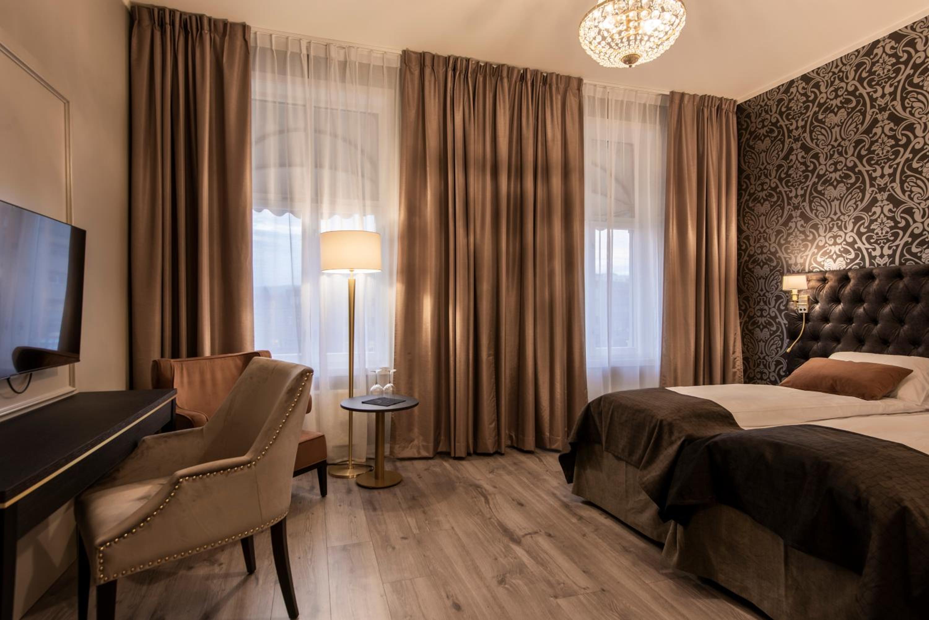 Double Room - Photo 1