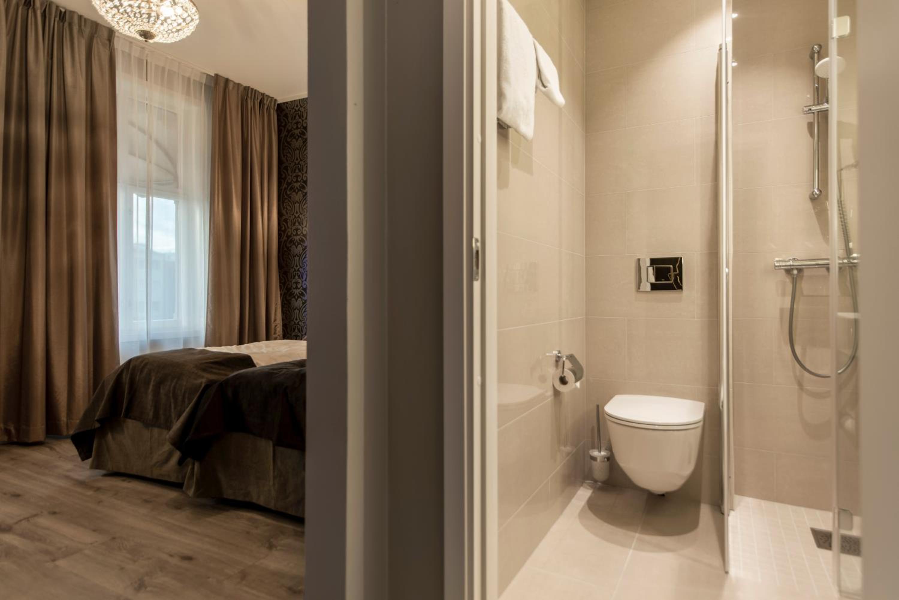 Double Room - Photo 4