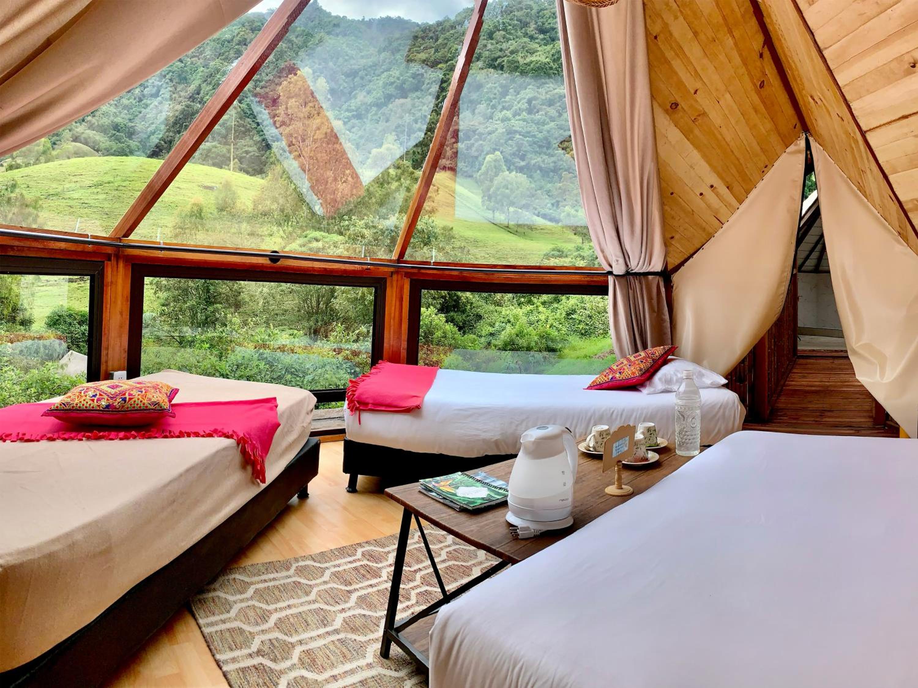 Quadruple Room with Mountain View