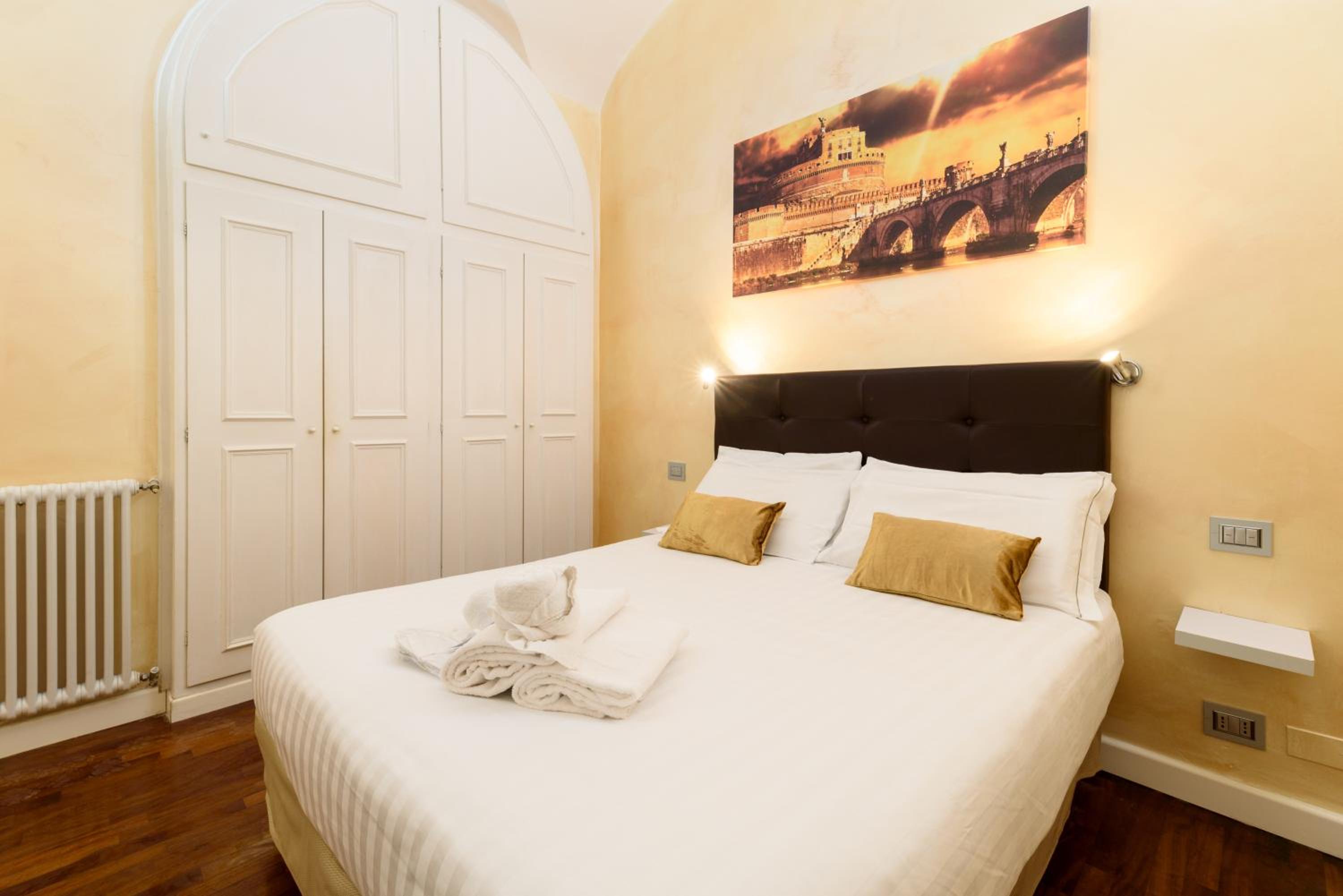 Double Room with Private Bathroom photo 2
