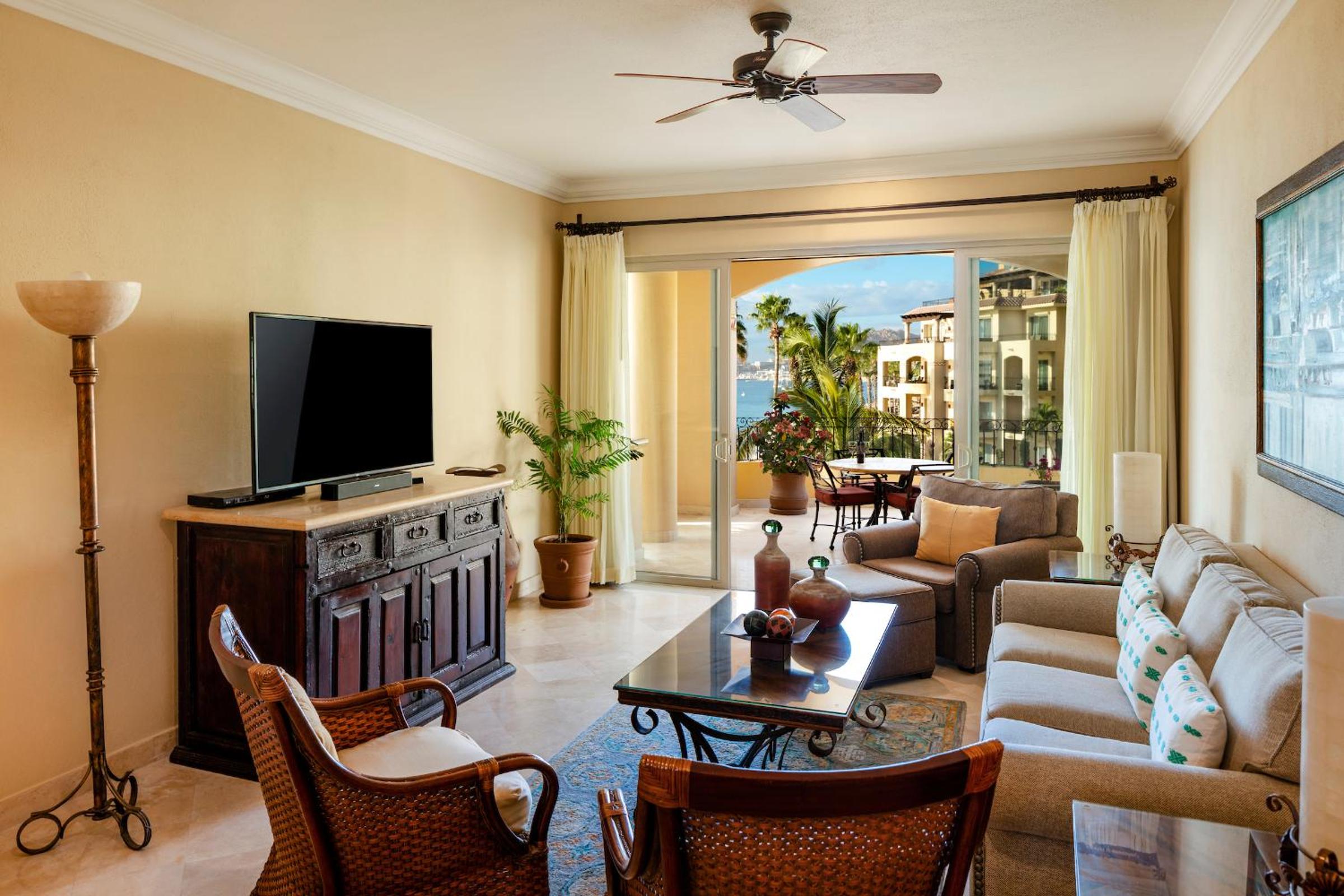 Beachfront Two Bedroom 3rd Floor photo 1
