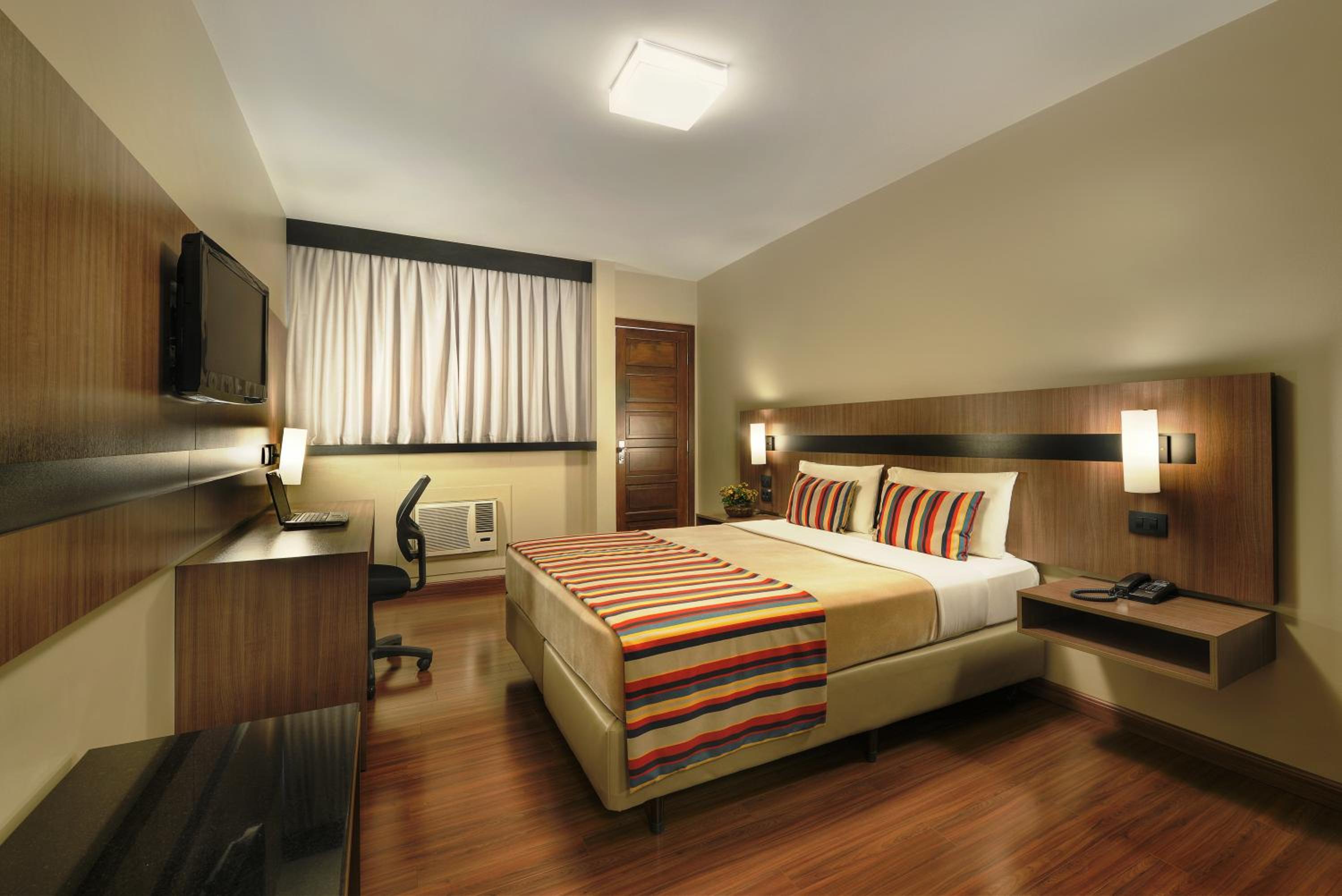 Deluxe Double Room photo 2