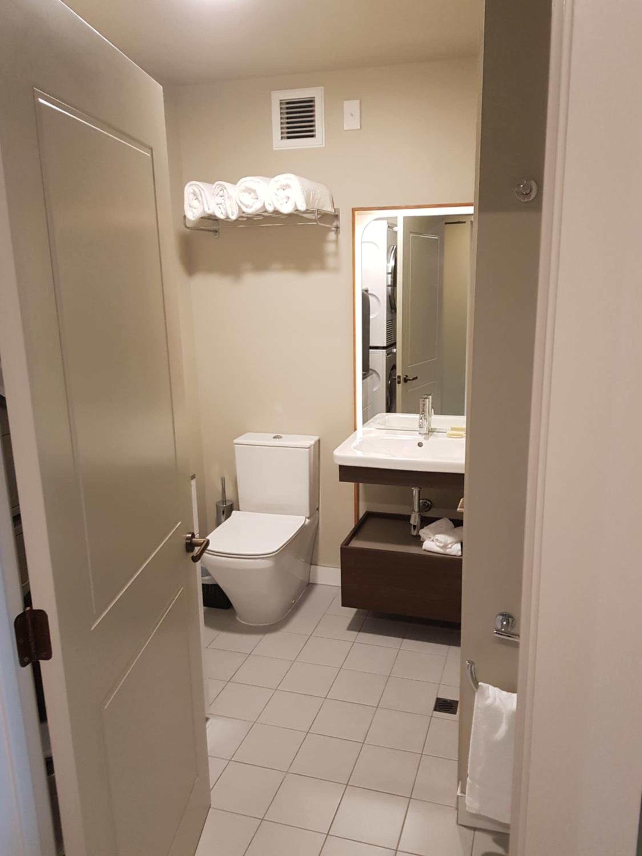 Two-Bedroom Apartment - Photo 43