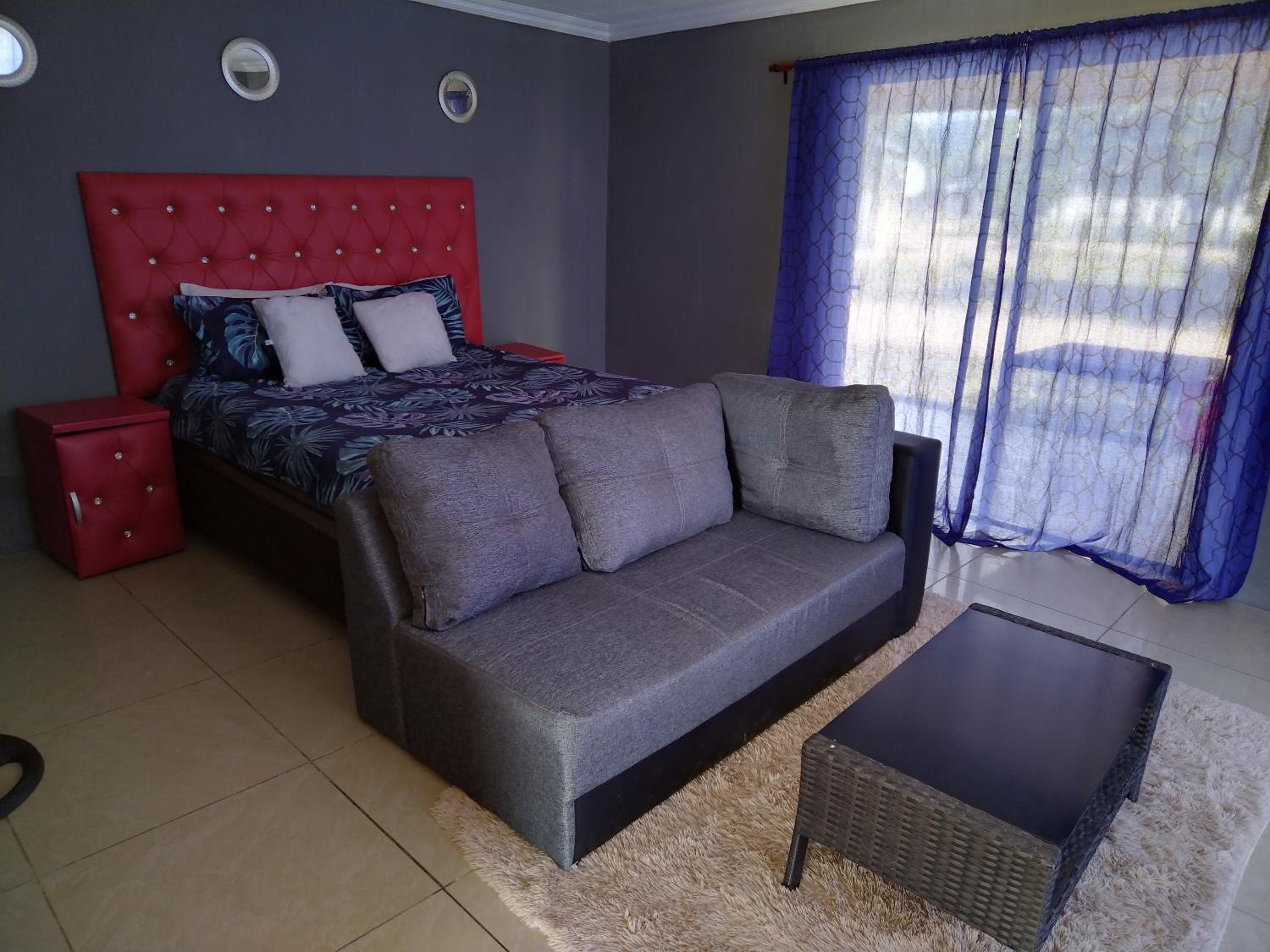 Budget Double Room - Photo 1