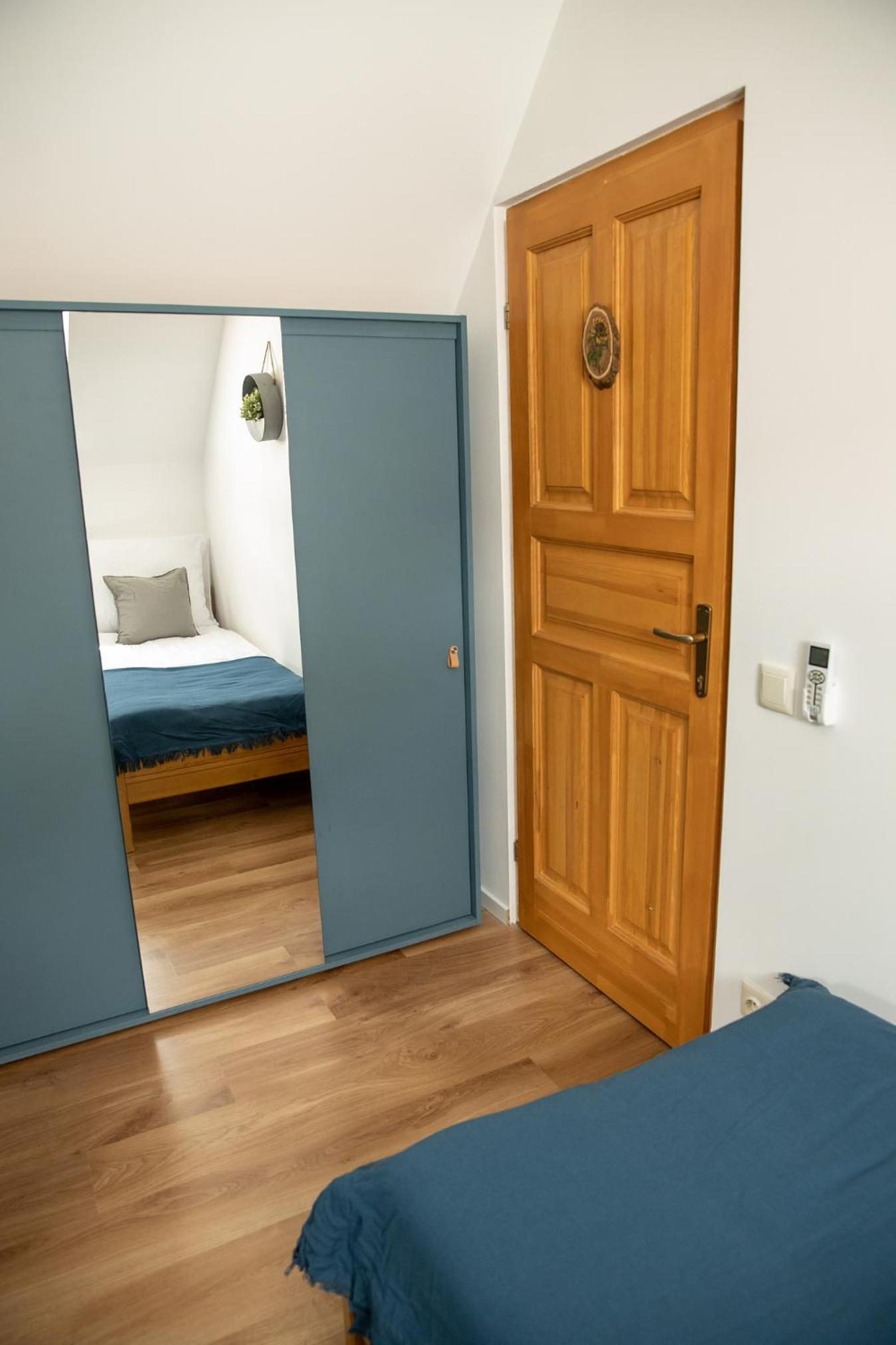 Standard Double or Twin Room photo 3