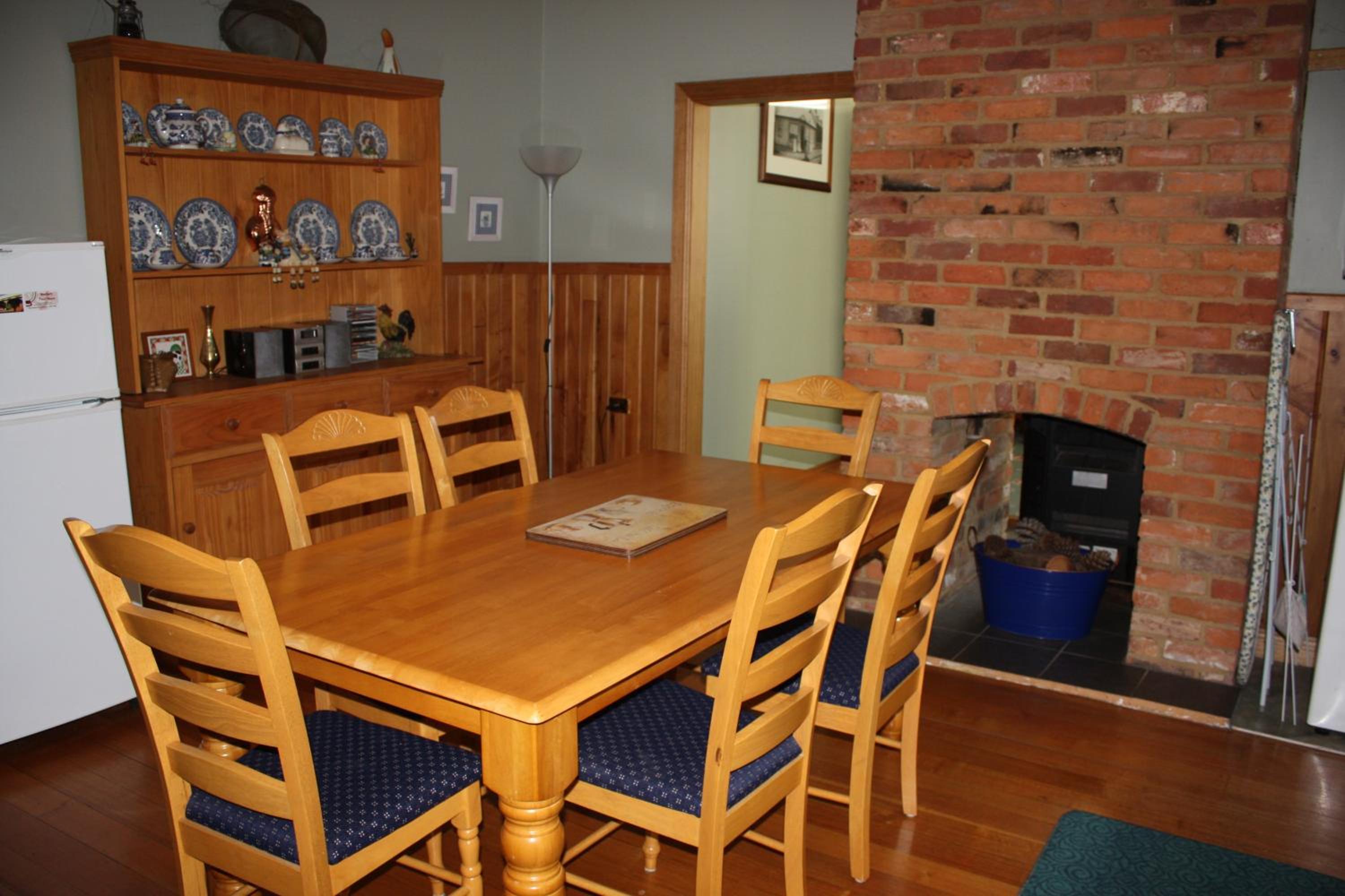 The Corner Cottage - Photo 9