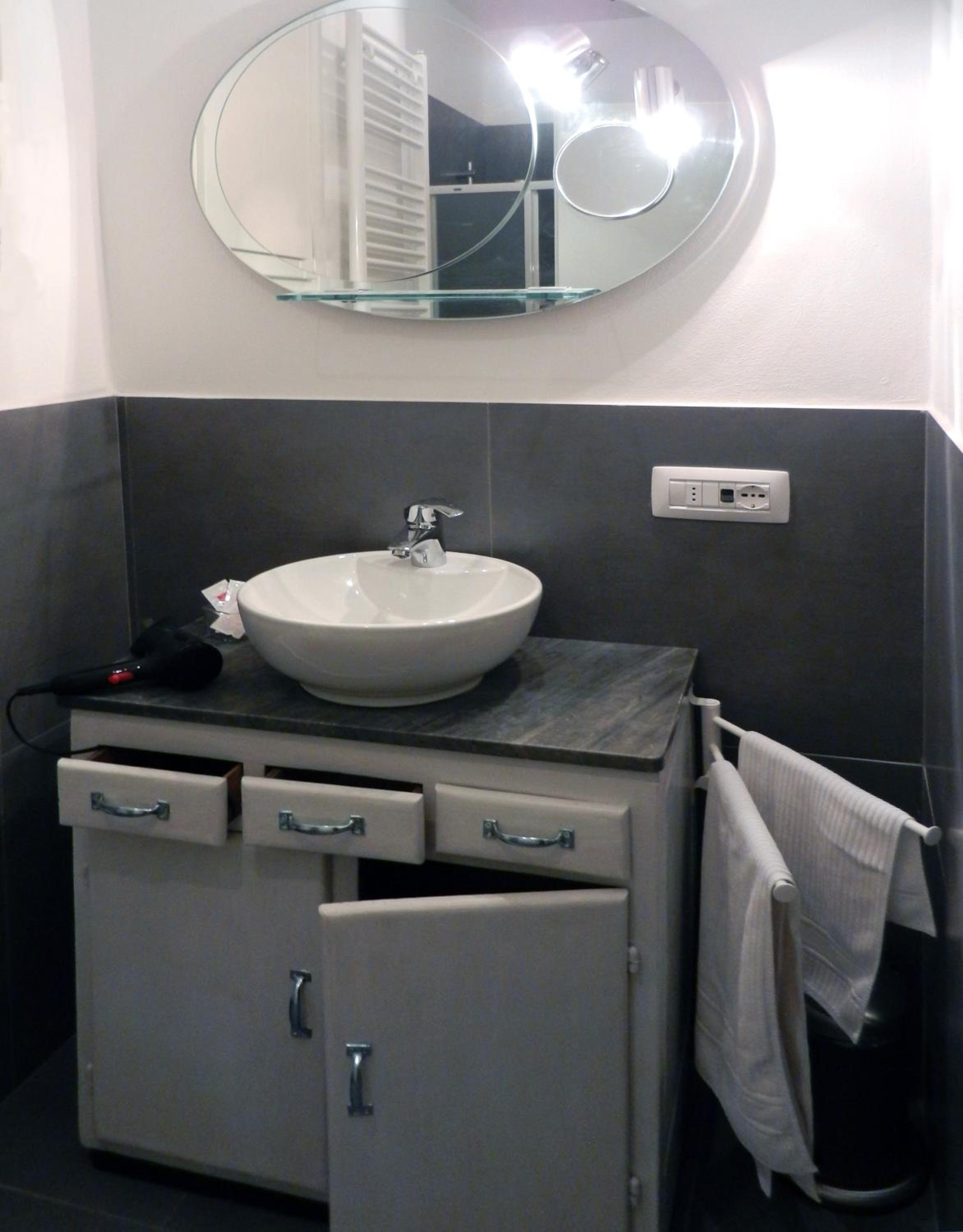 Queen Suite photo 3