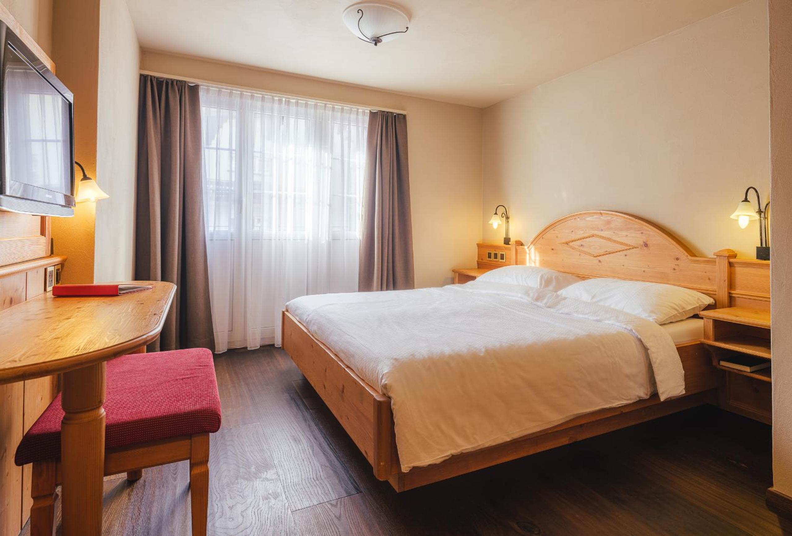 Double Room with Mountain View