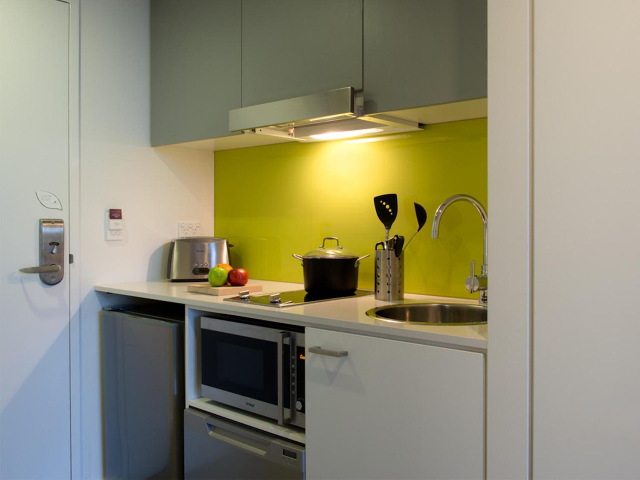 Deluxe Studio Apartment - Photo 3
