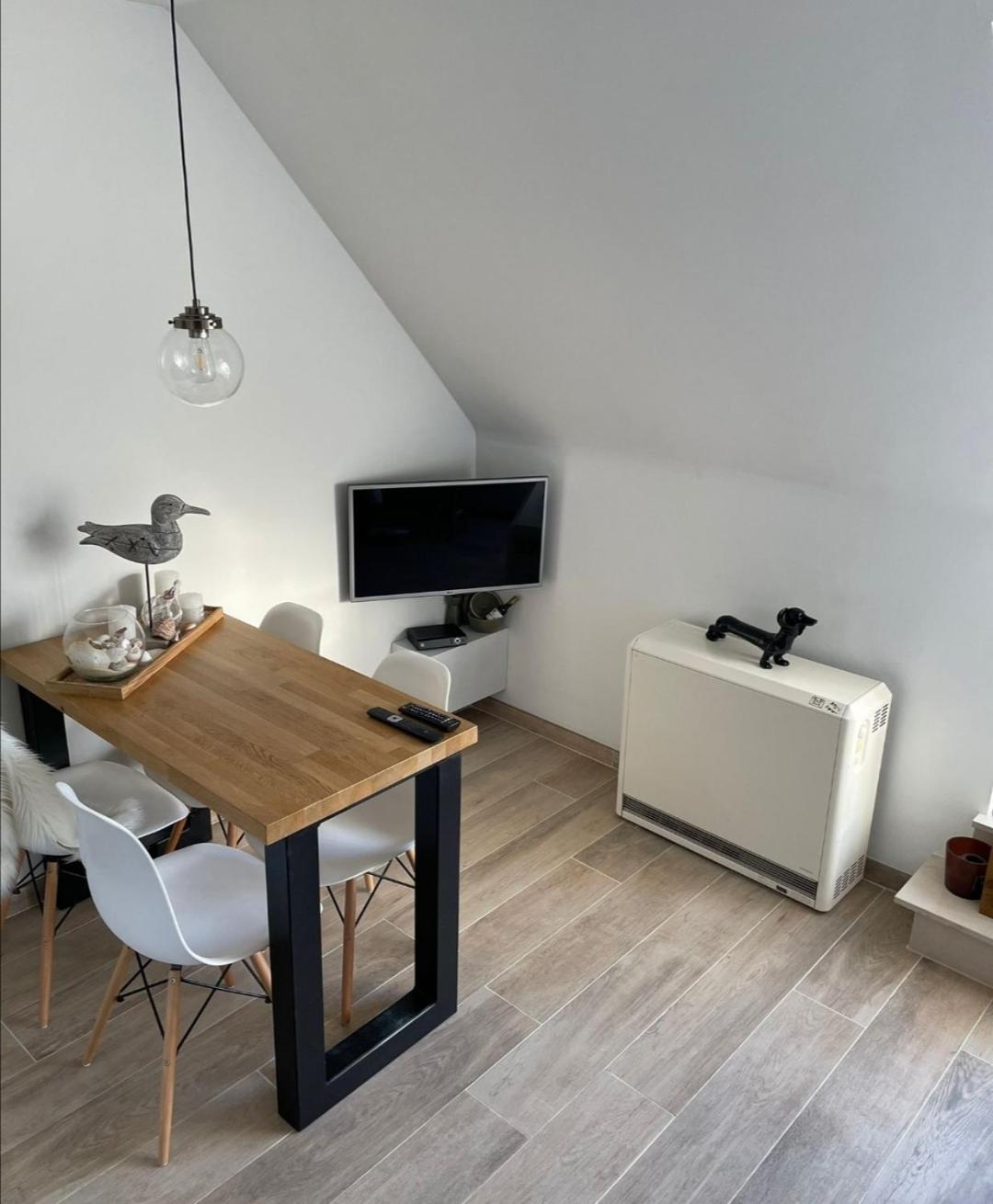 One-Bedroom Apartment photo 3