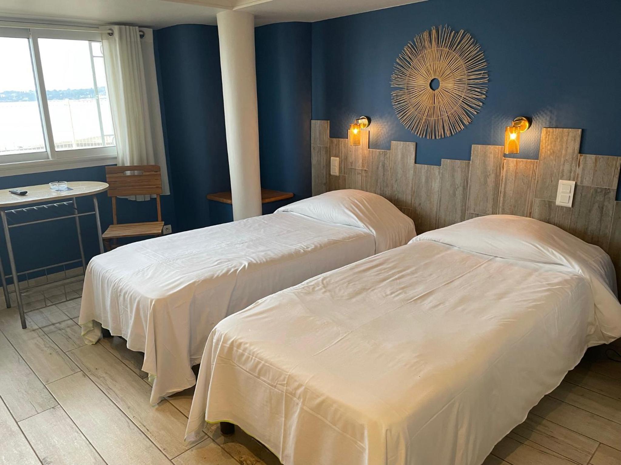 Queen Room with Sea View