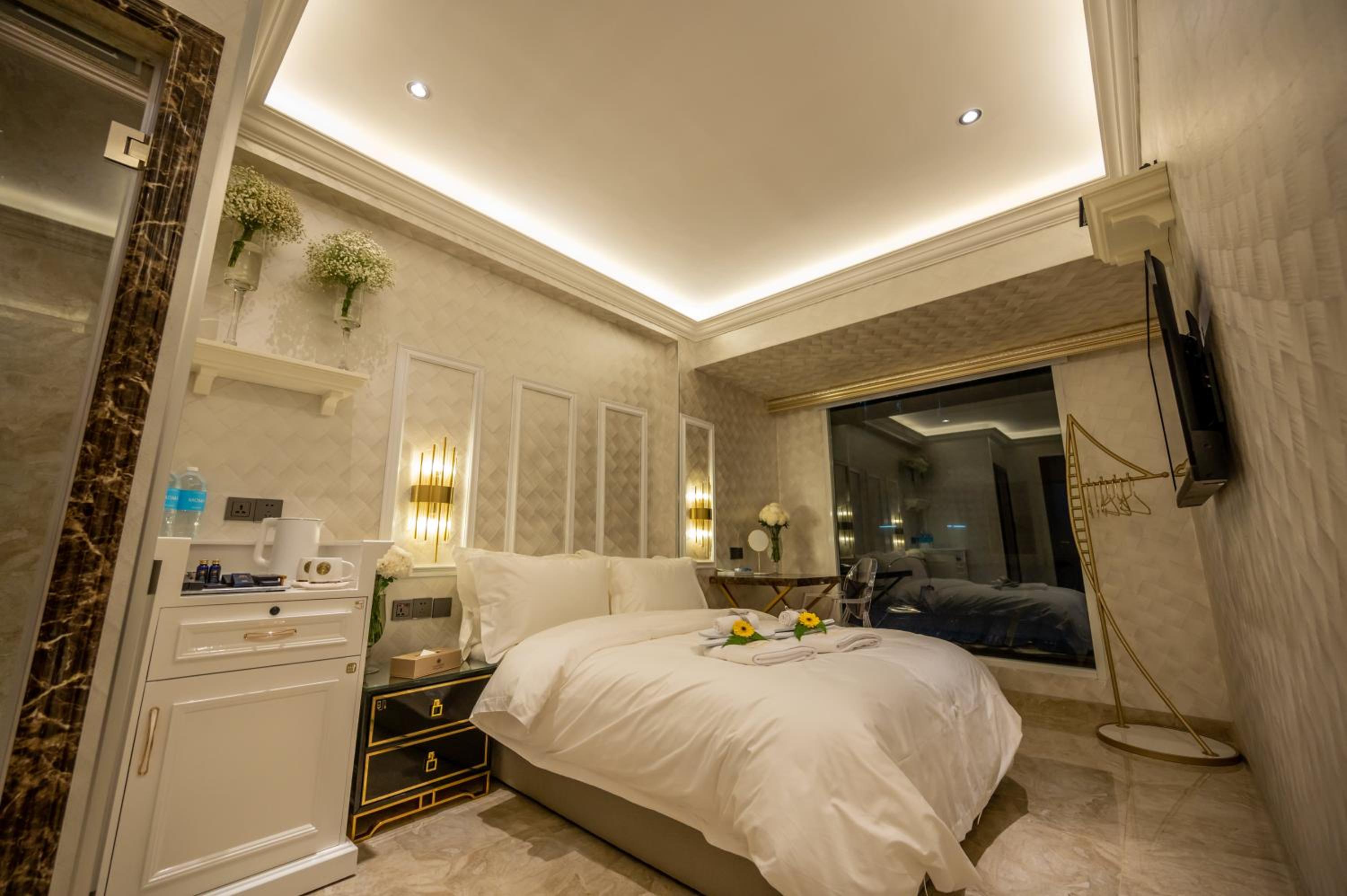 Standard Double Room - Photo 1