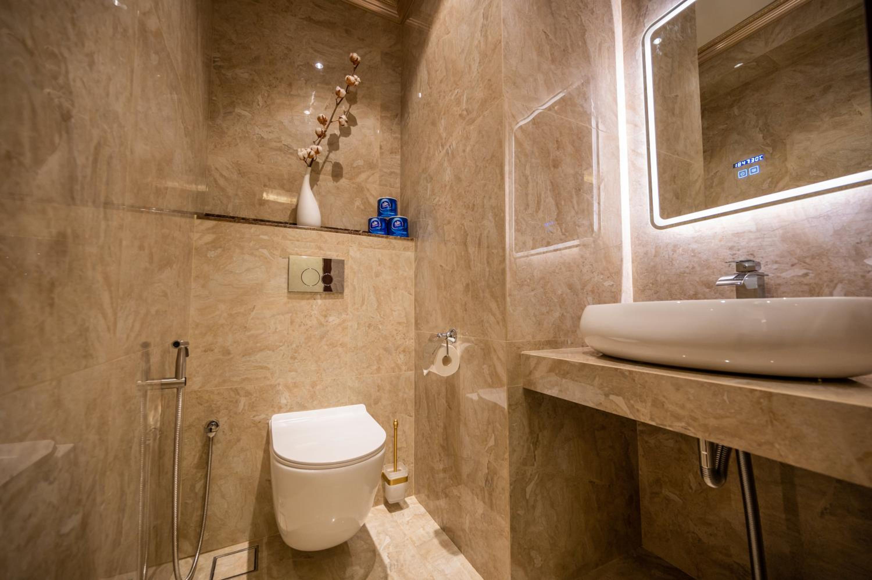Double Room - Photo 4