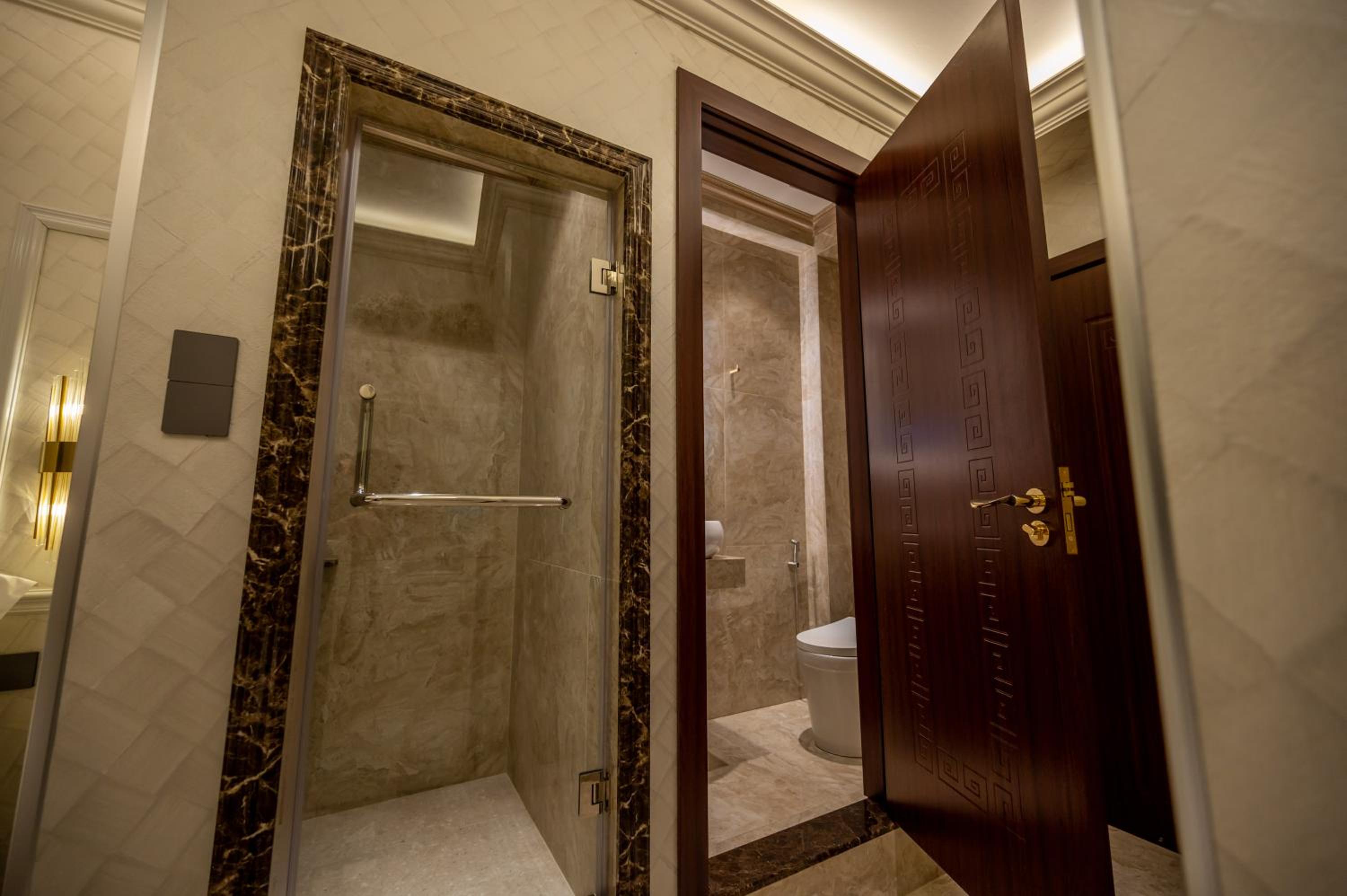 Standard Double Room - Photo 29