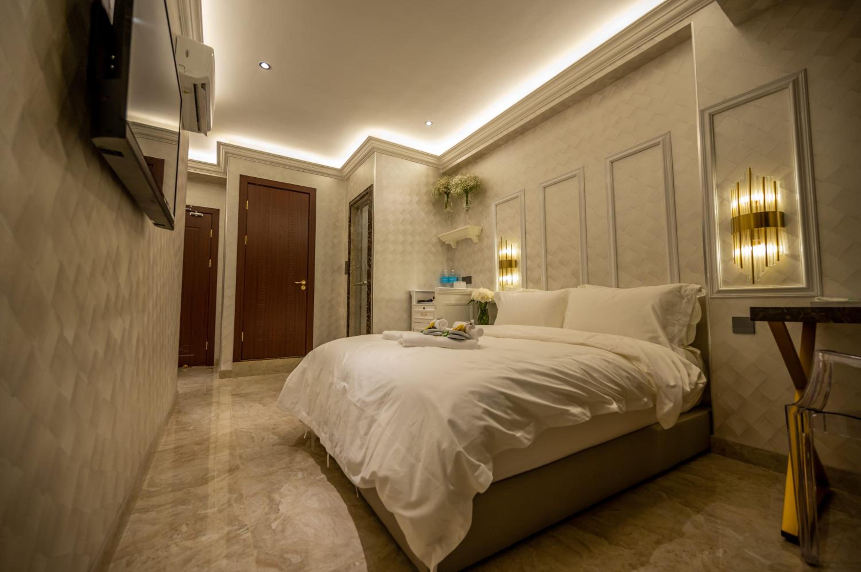 Standard Double Room - Photo 44
