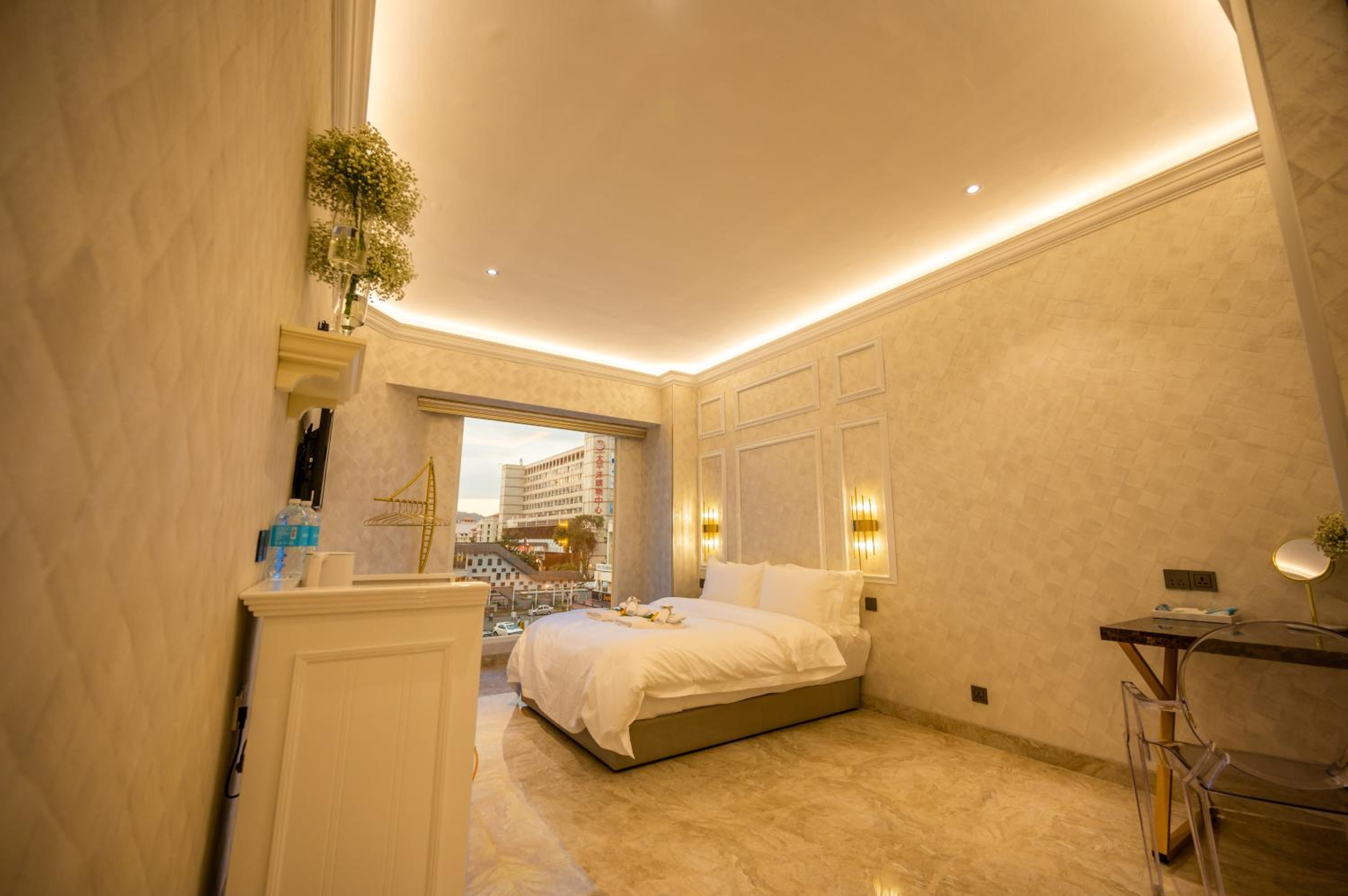 Double Room - Photo 3