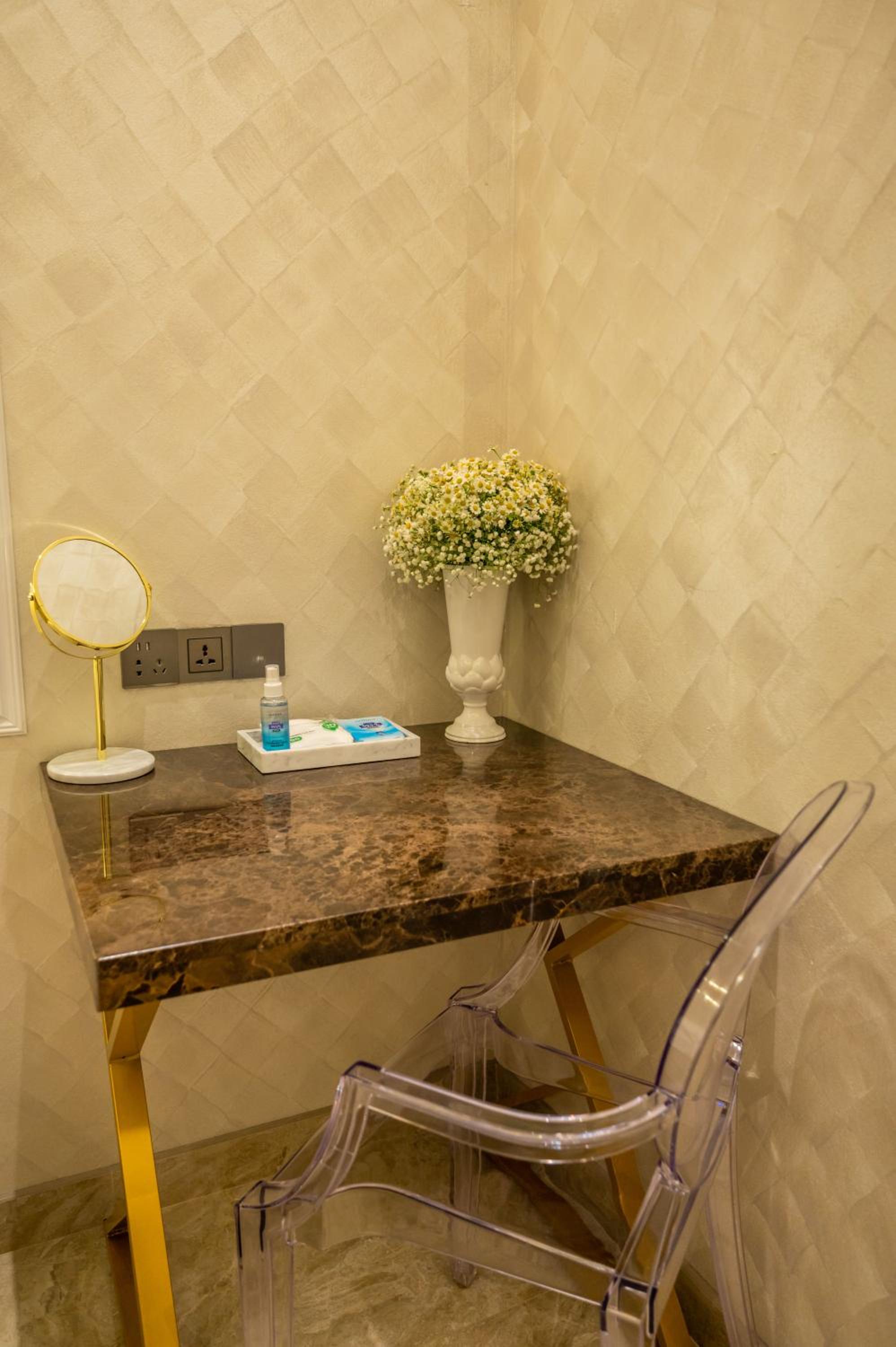 Double Room - Photo 18