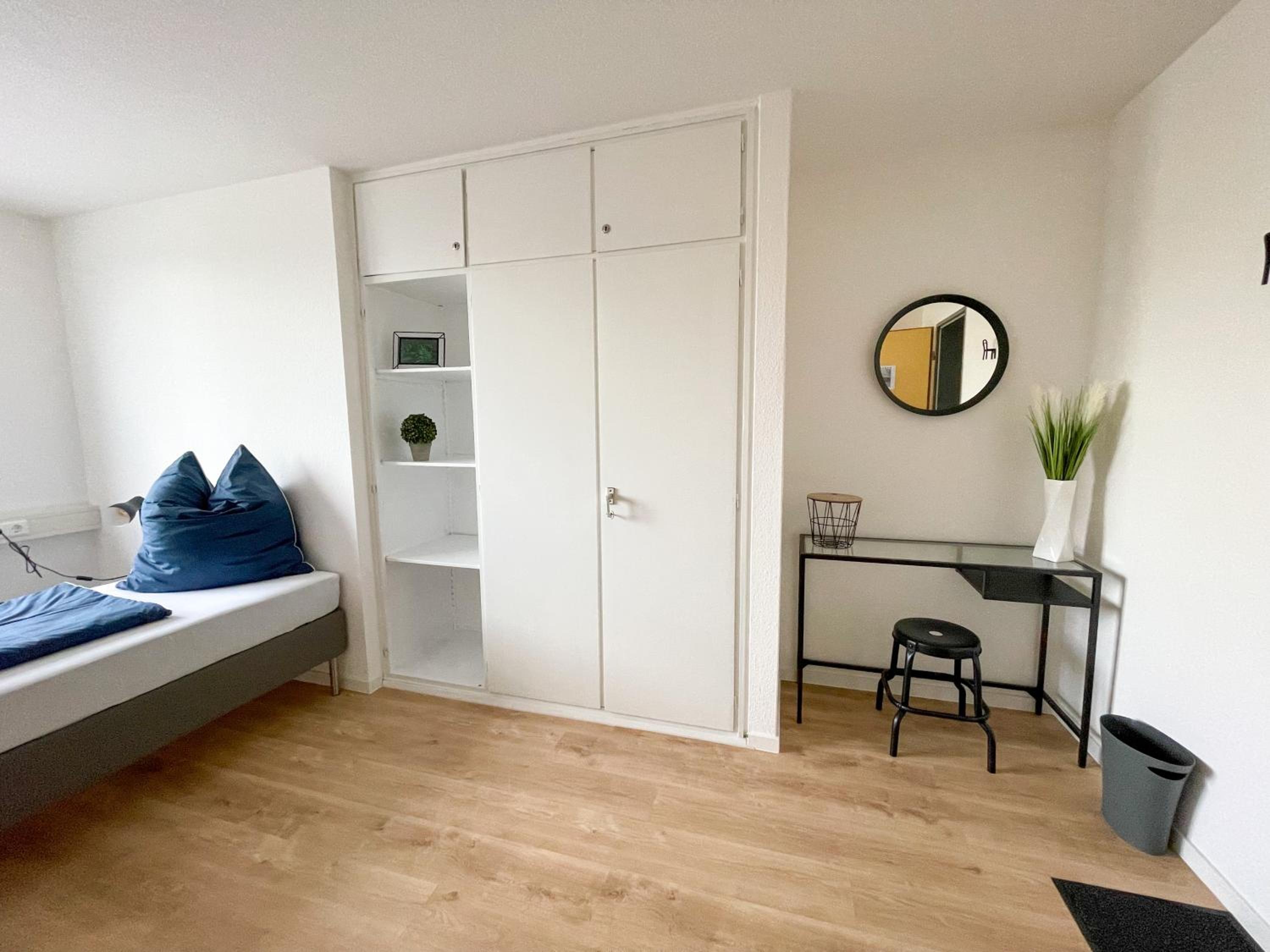 Single Room photo 2