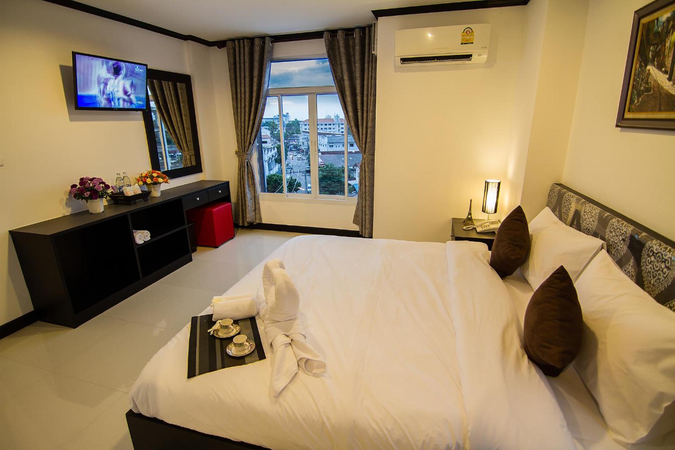 Two-Bedroom Suite photo 3