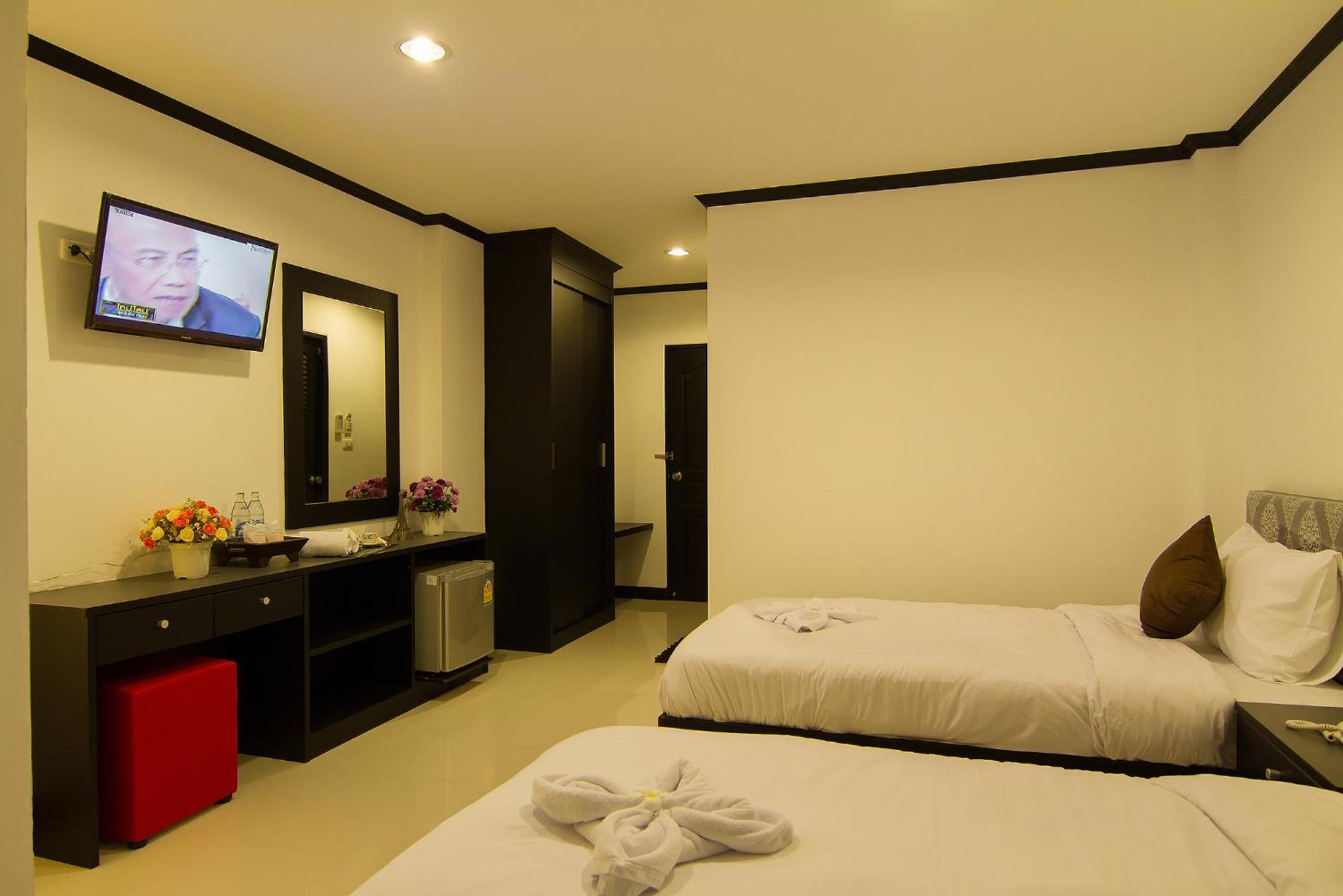 Standard Twin Room photo 3