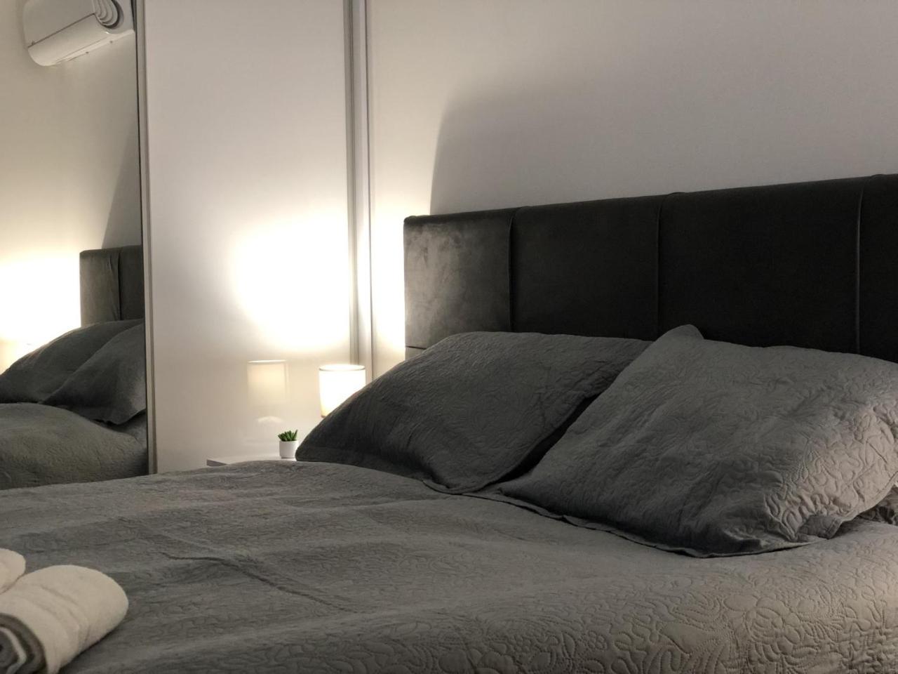 One-Bedroom Apartment - Photo 18