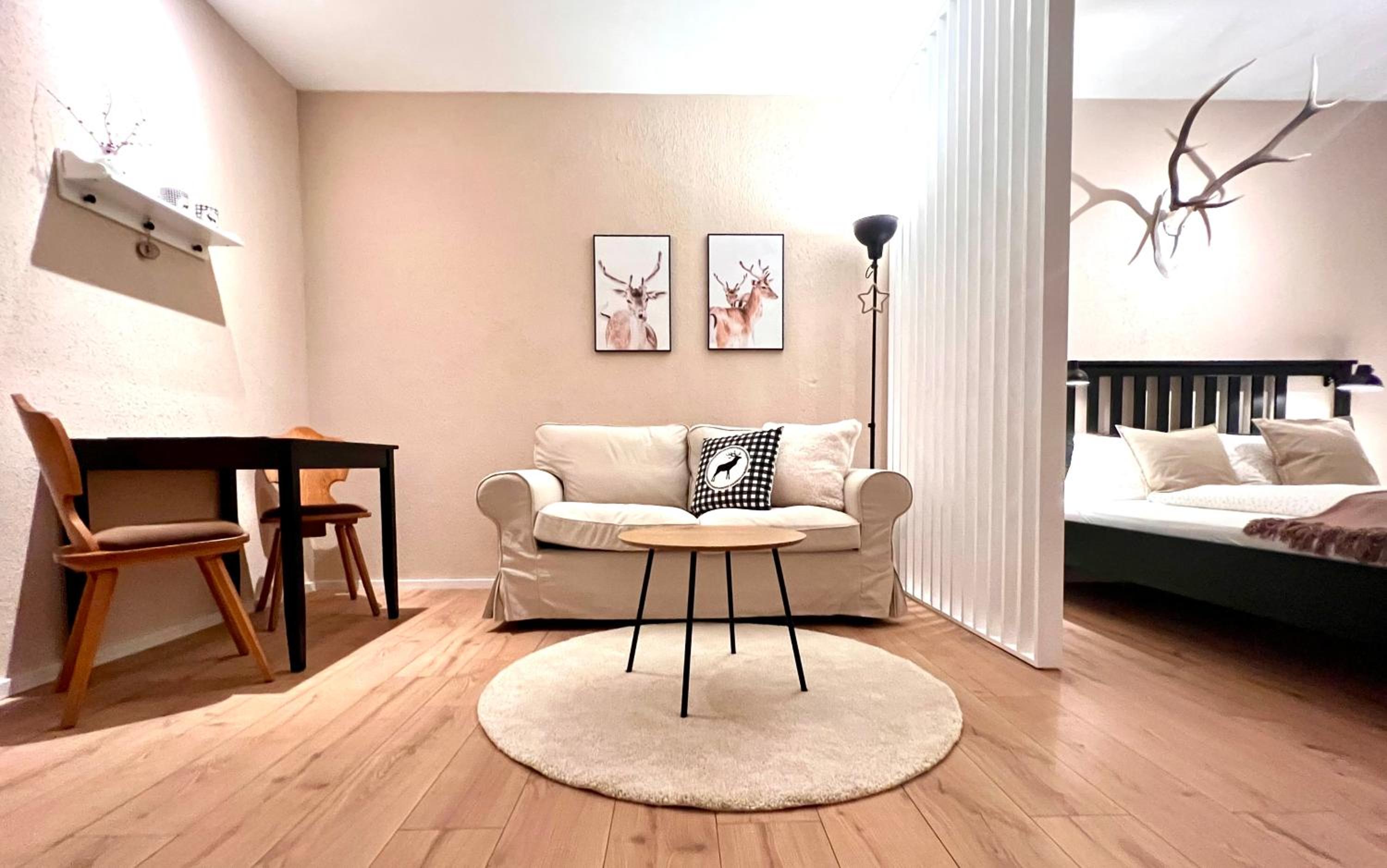 One-Bedroom Apartment - Photo 43