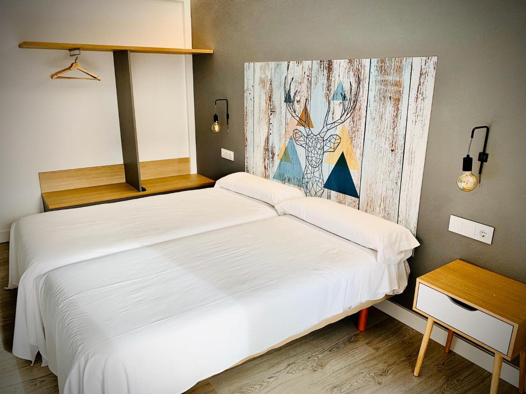 Deluxe Double or Twin Room - Photo 1