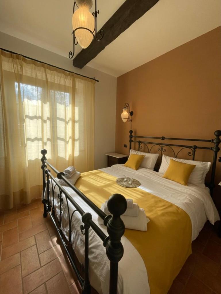 Apartment with Terrace photo 2