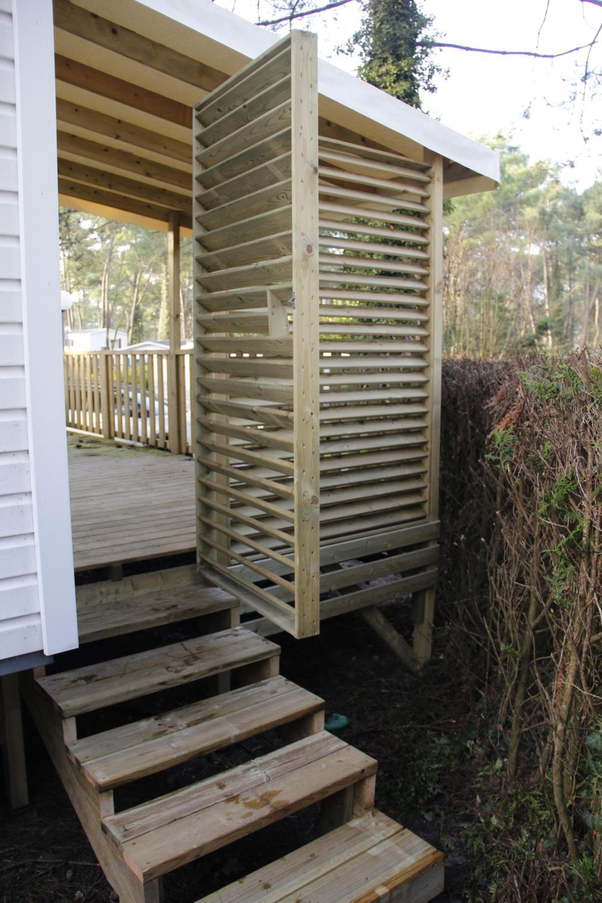 Mobile Home - Photo 22