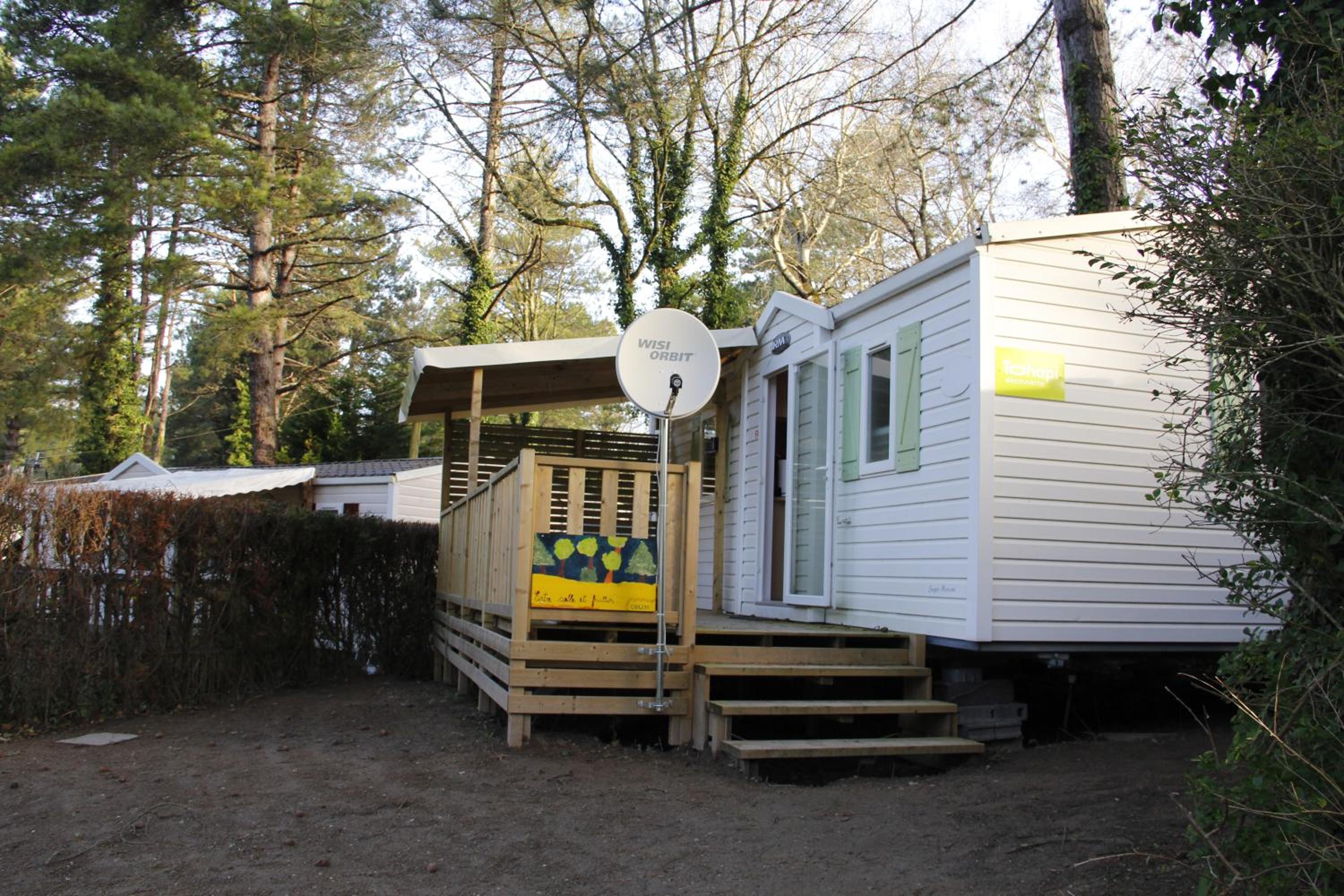 Mobile Home - Photo 23