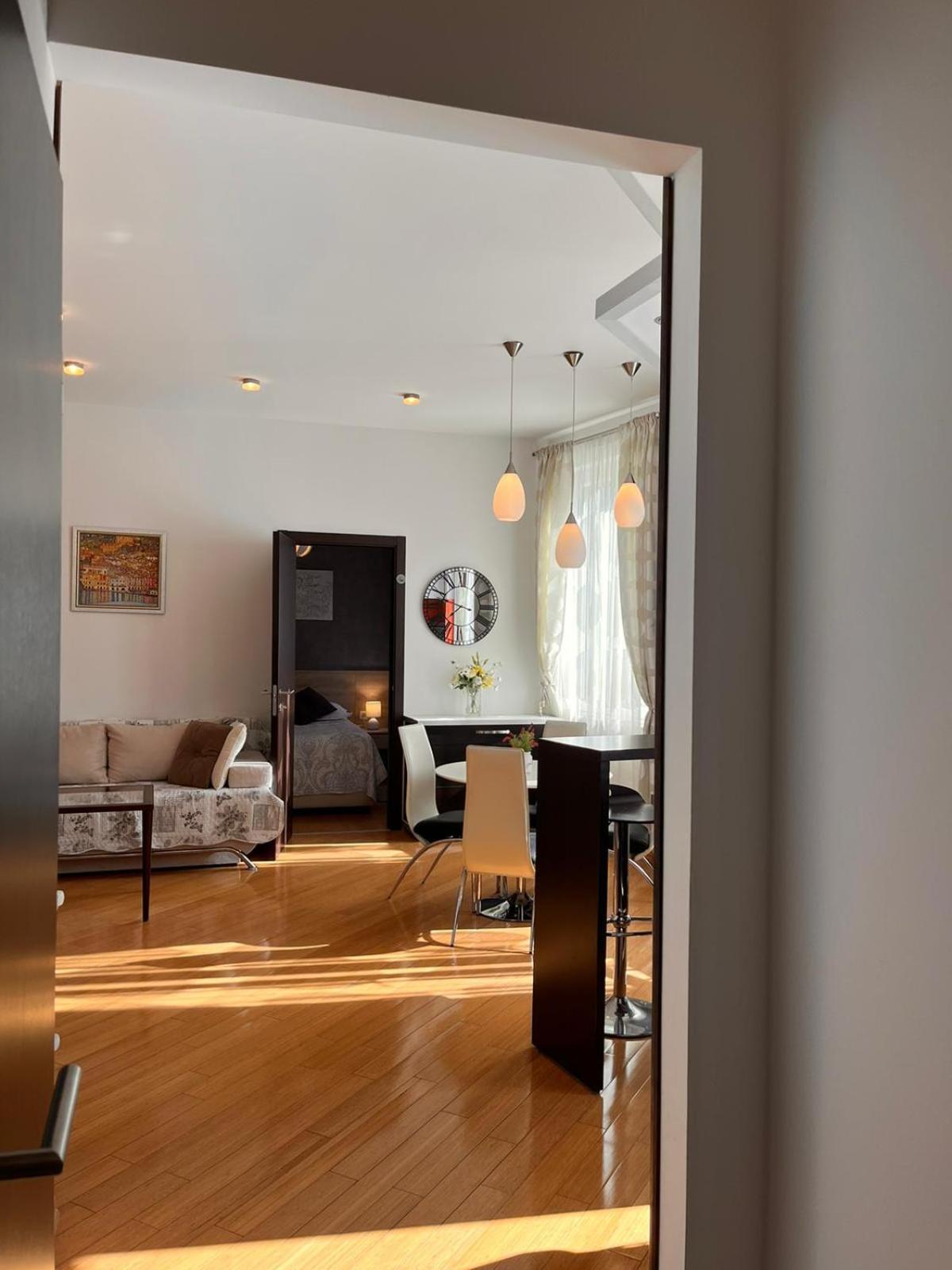 Superior Apartment- Annex Building photo 3