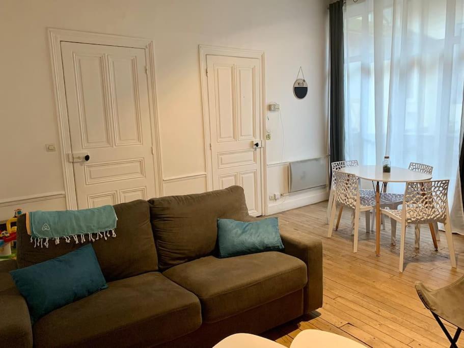 Apartment - Split Level - Photo 4