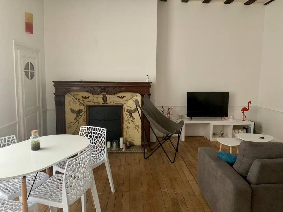 Apartment - Split Level - Photo 3