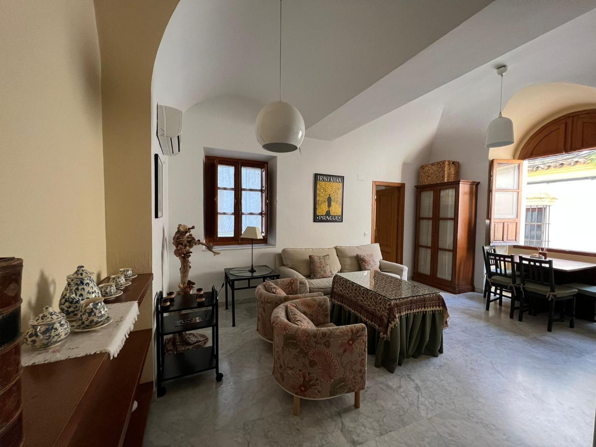 One-Bedroom Apartment - Photo 7