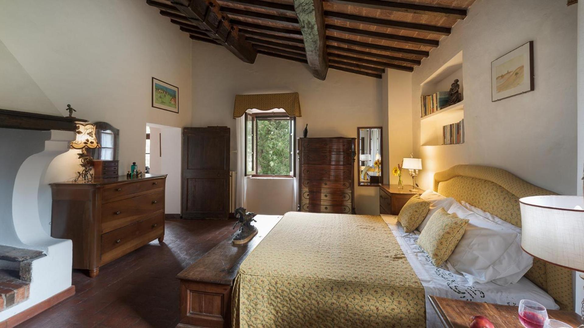 Villa photo 1