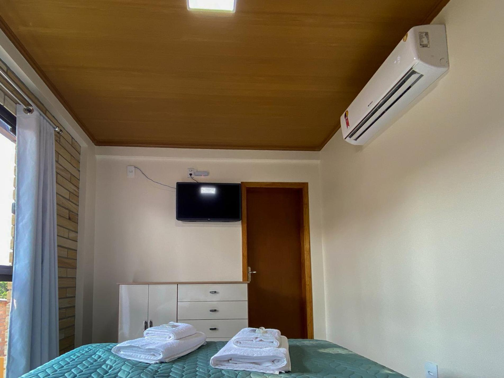Double Room with Mountain View - Photo 2