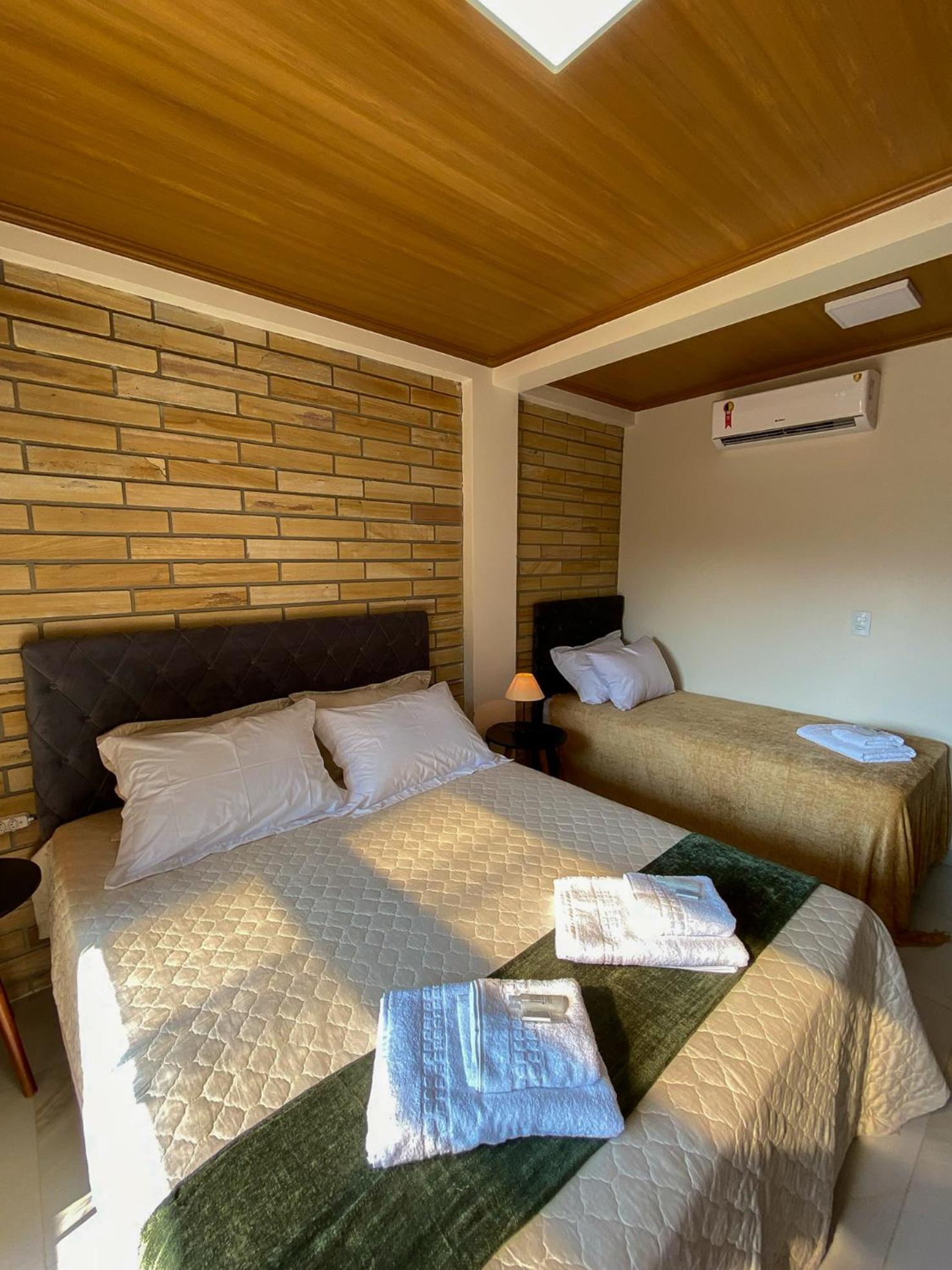 Suite with Mountain View - Photo 3