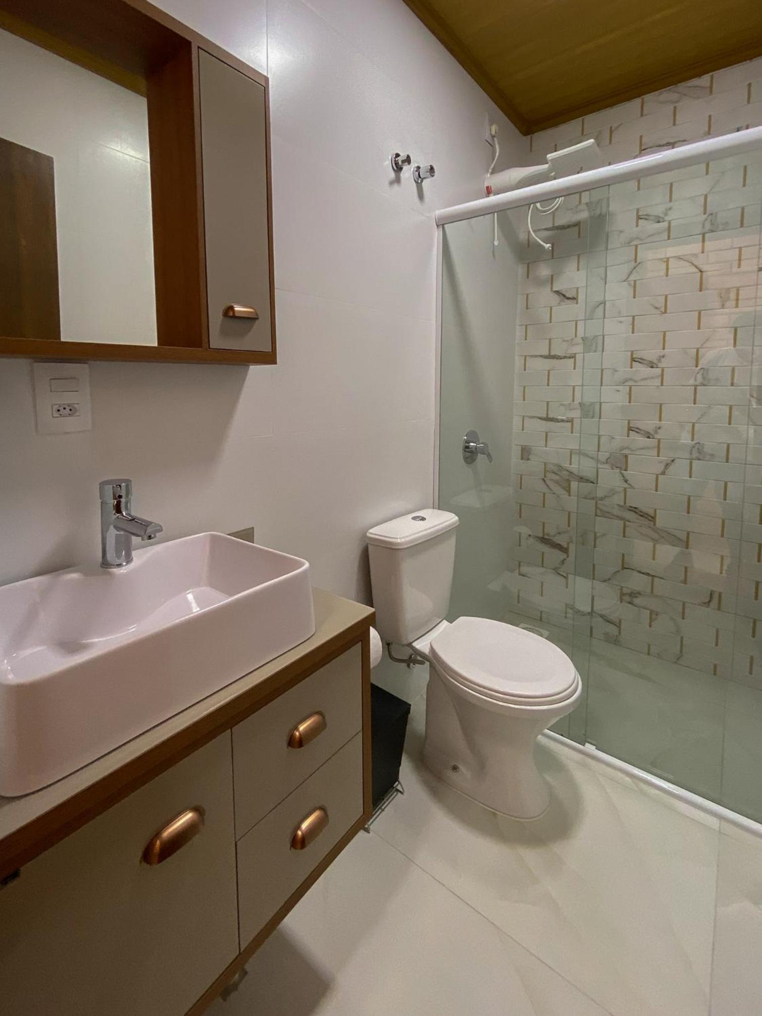 Double Room with Mountain View - Photo 4