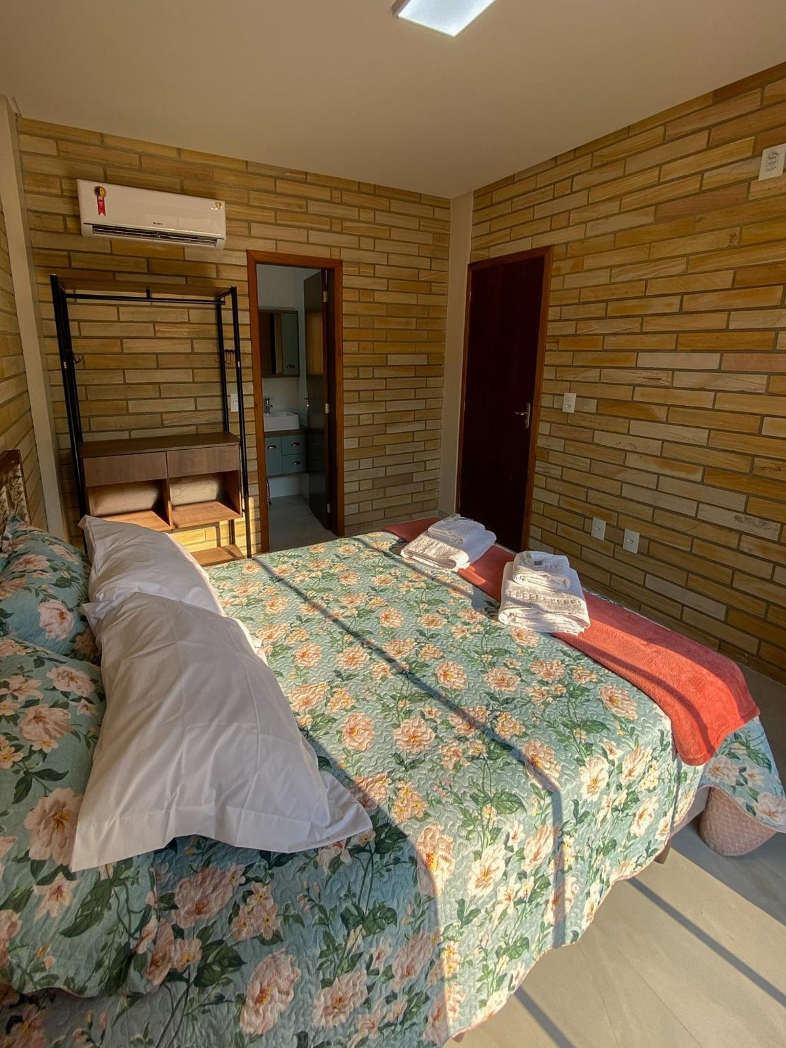 Double Room with Garden View - Photo 3