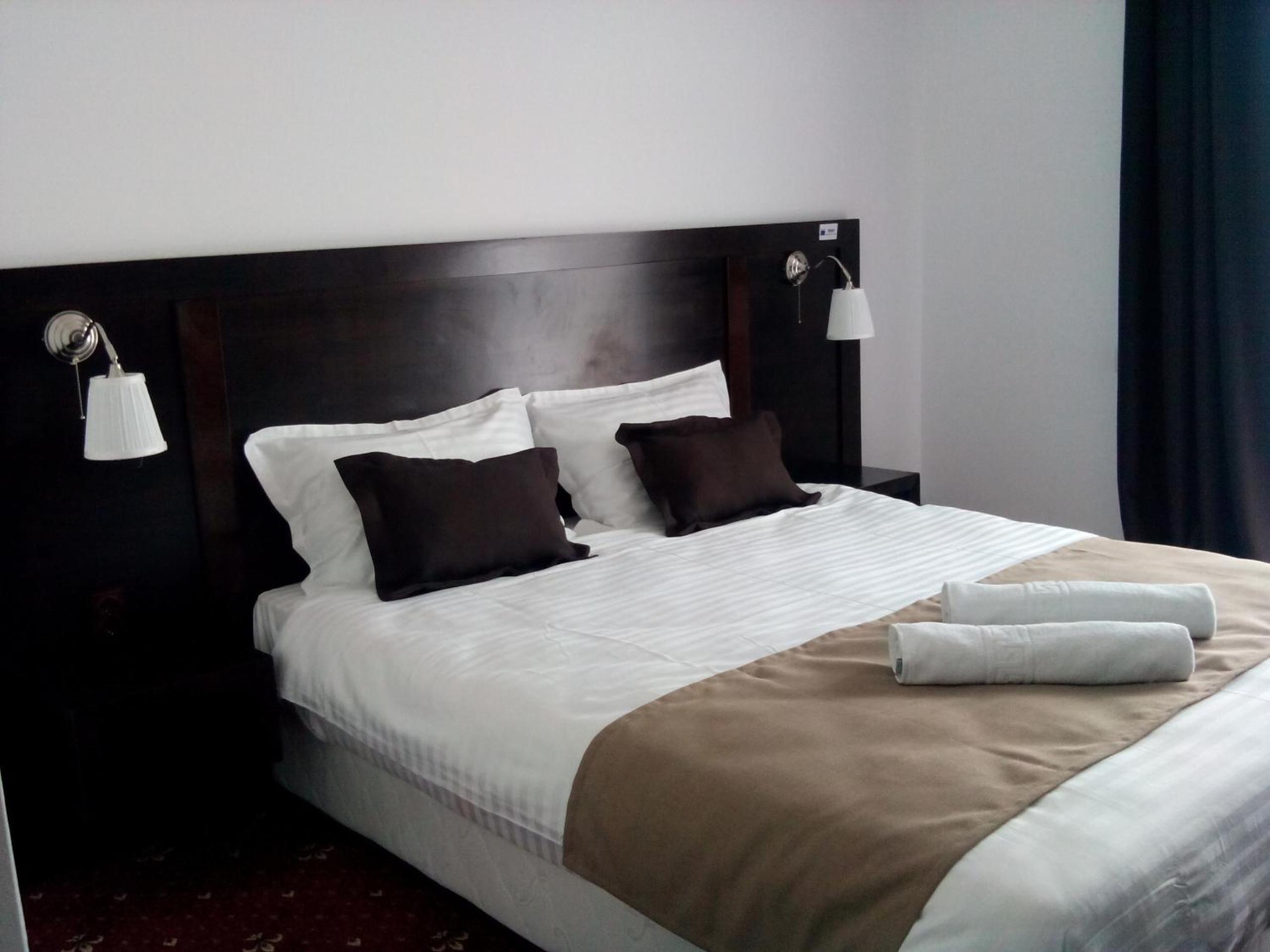 Double Room - Photo 1