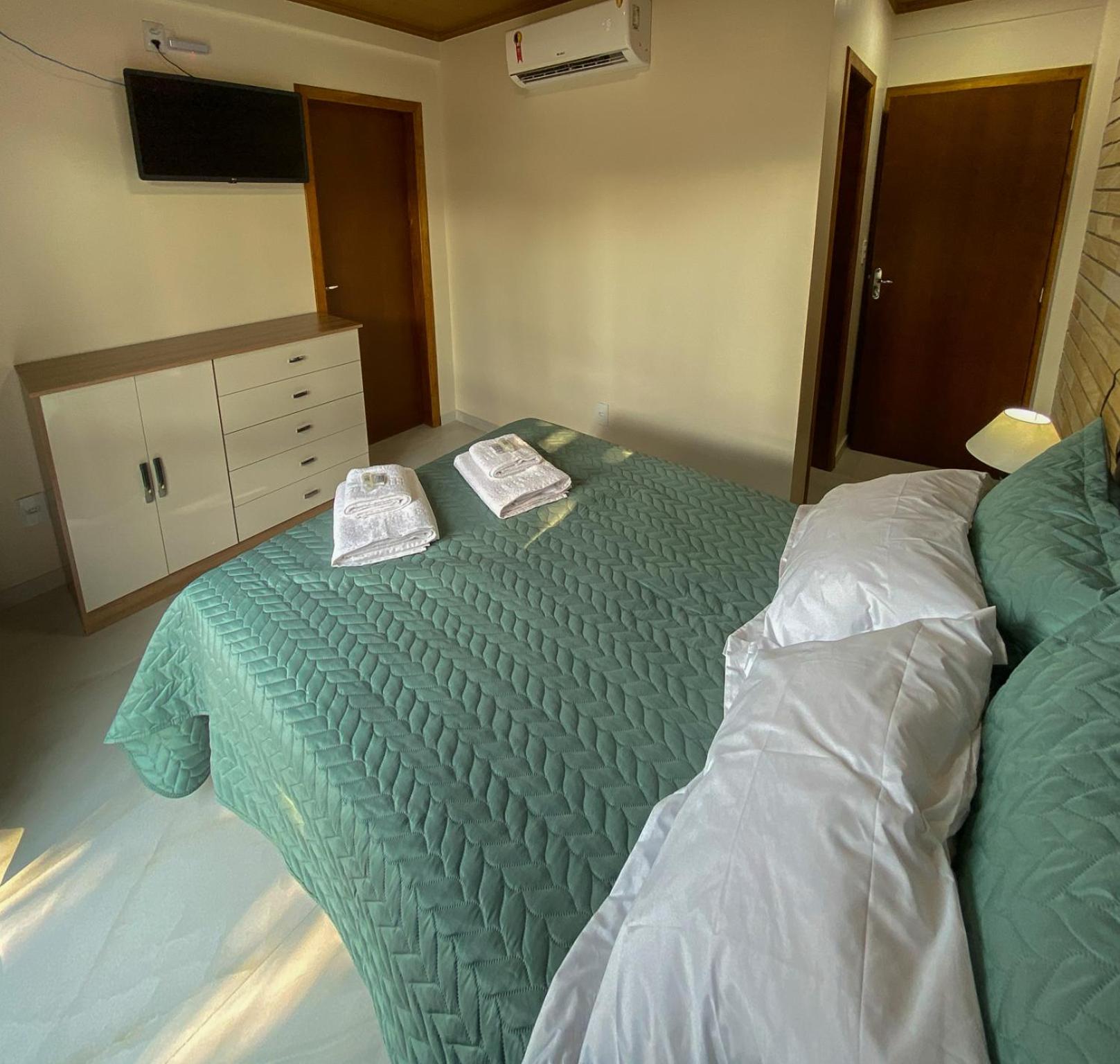 Double Room with Mountain View - Photo 1