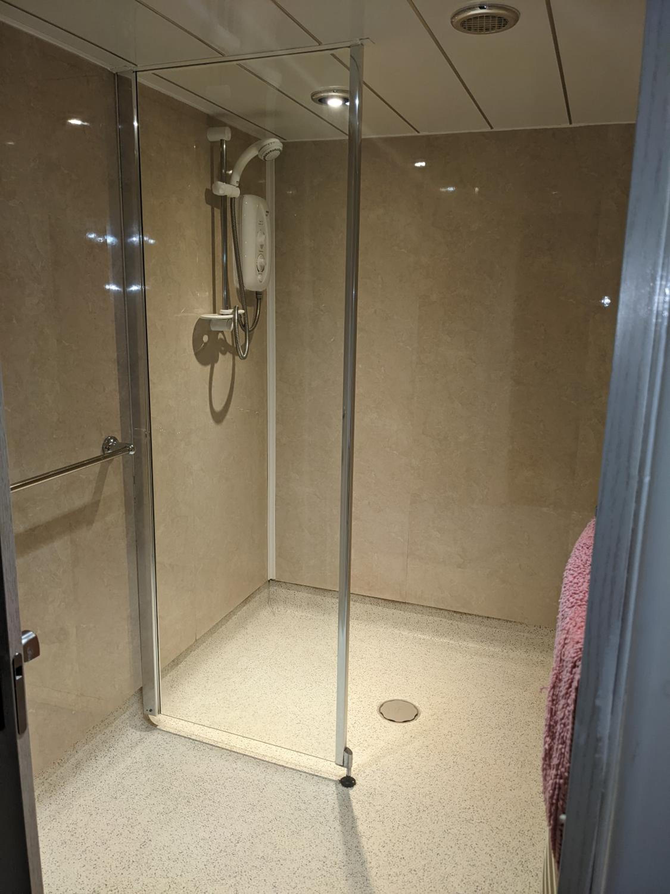 Double or Twin Room - Photo 49