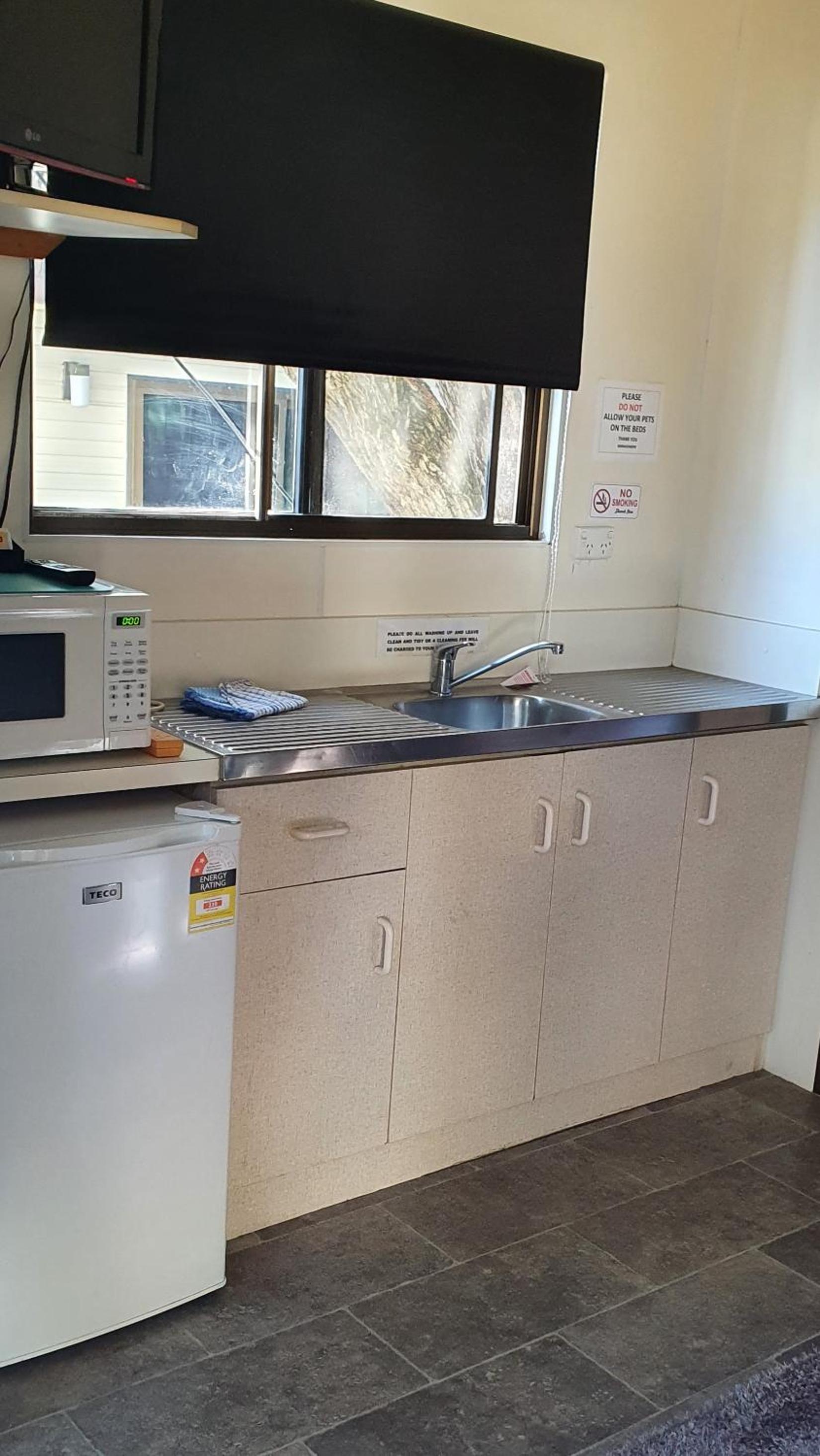 Ensuite Cabin photo 3