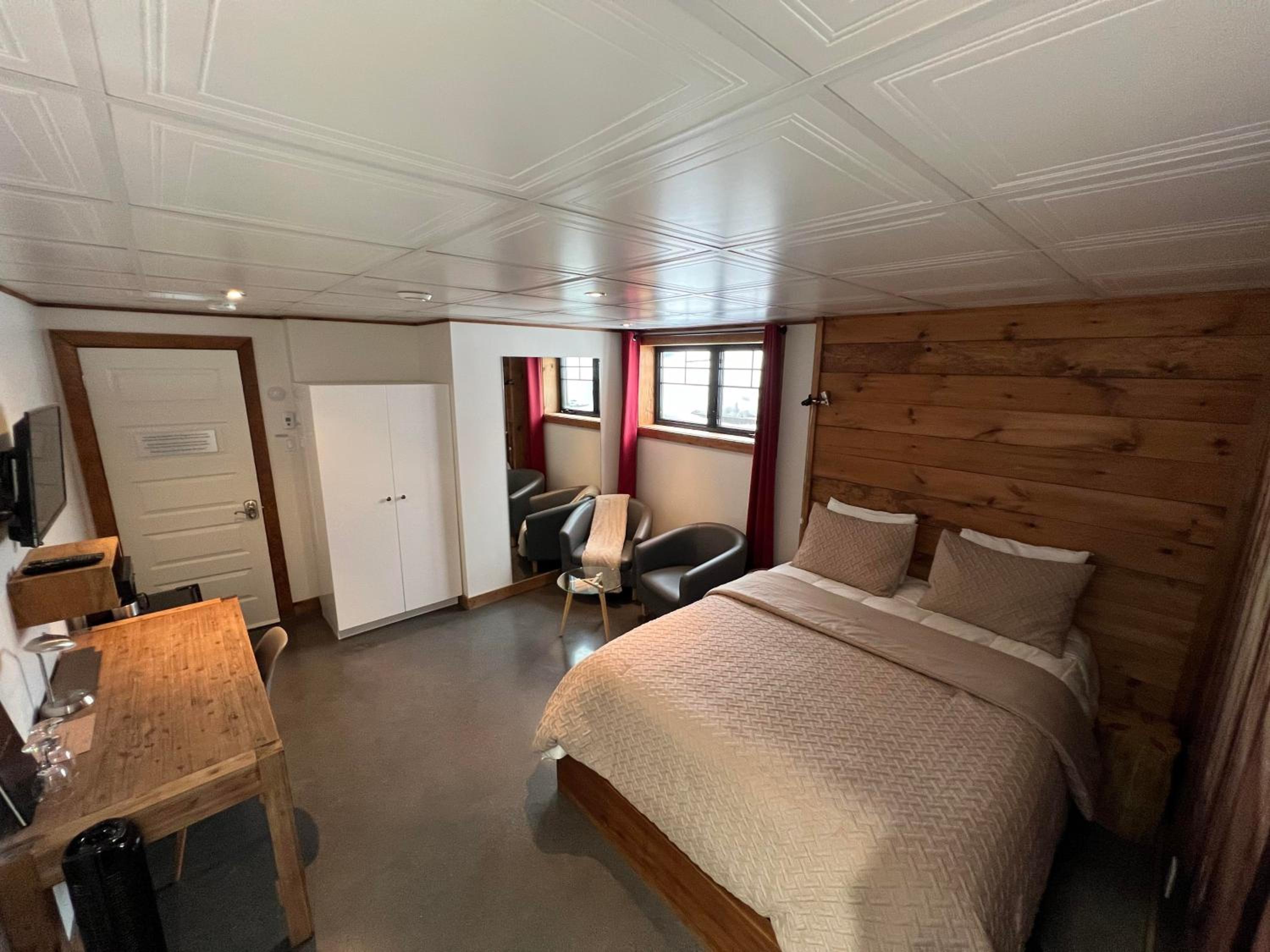 Standard Double Room - No View