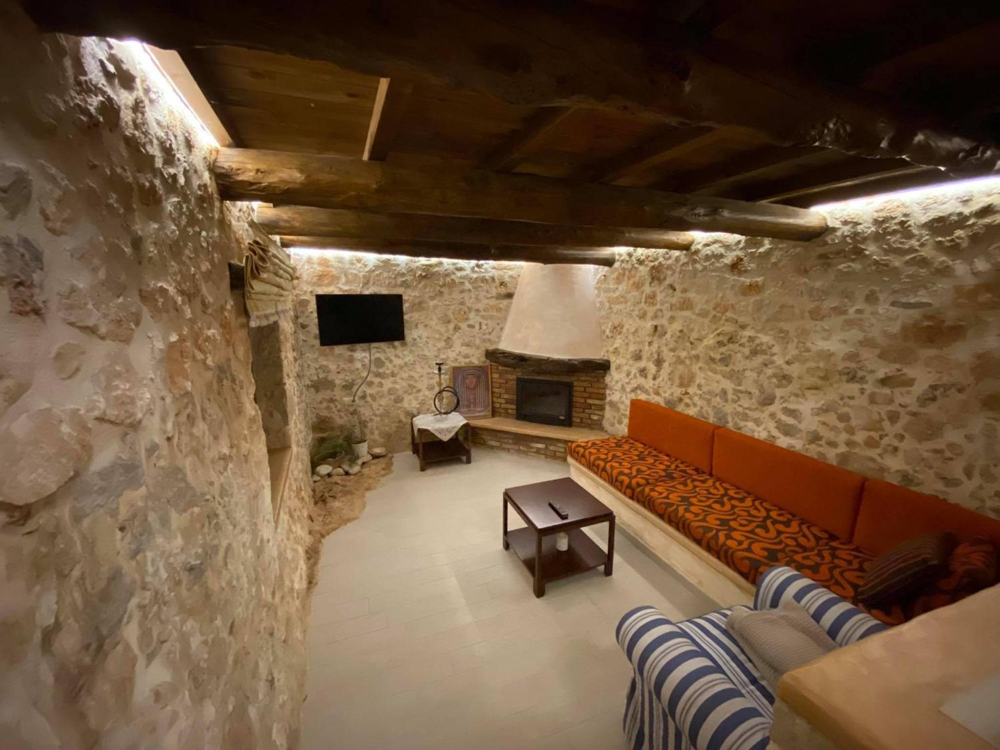 Three-Bedroom Villa photo 1