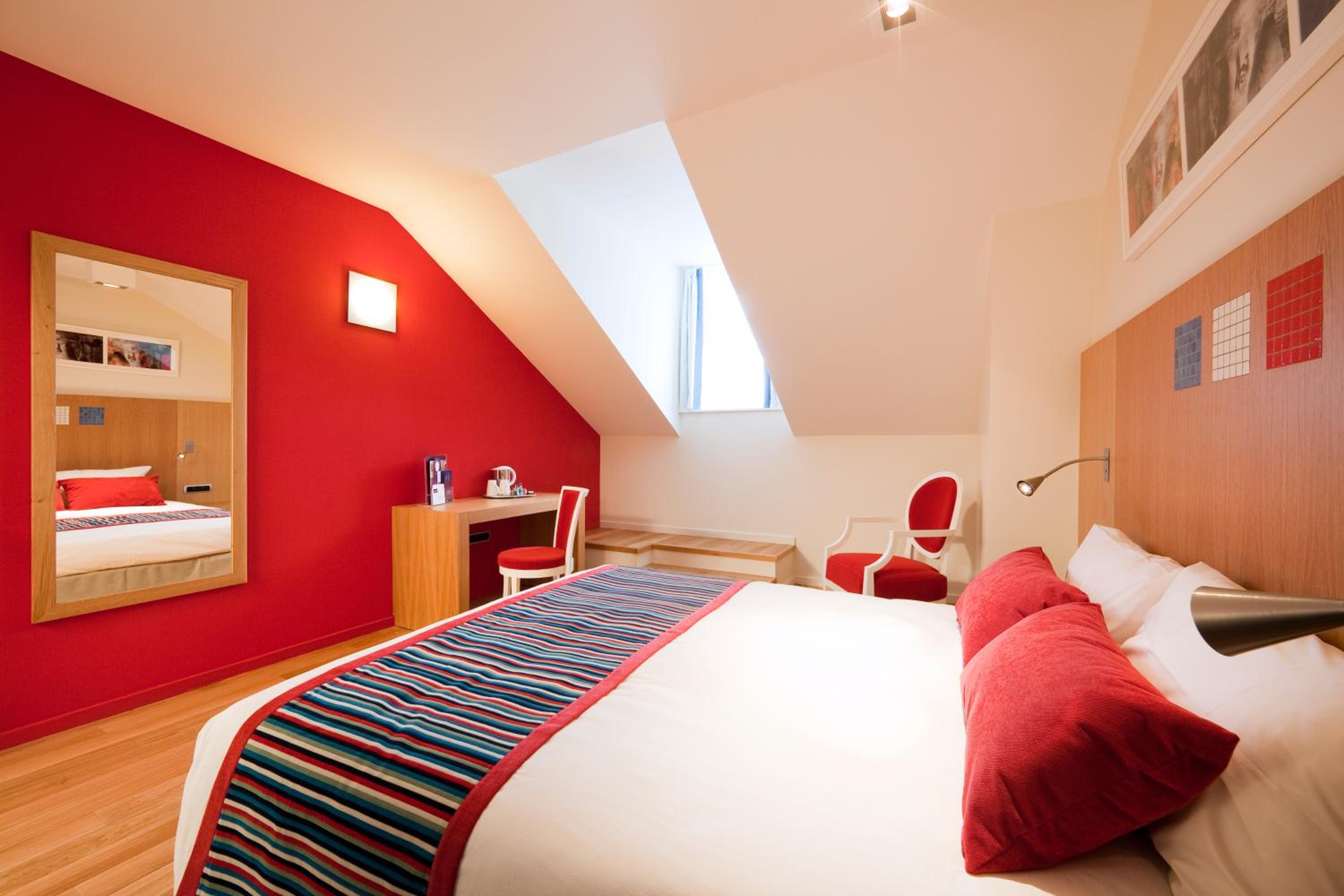 Standard Double Room - Photo 2