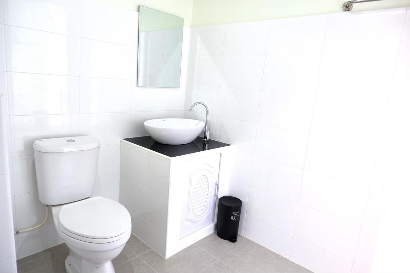 Deluxe Double Room with Balcony - Photo 5