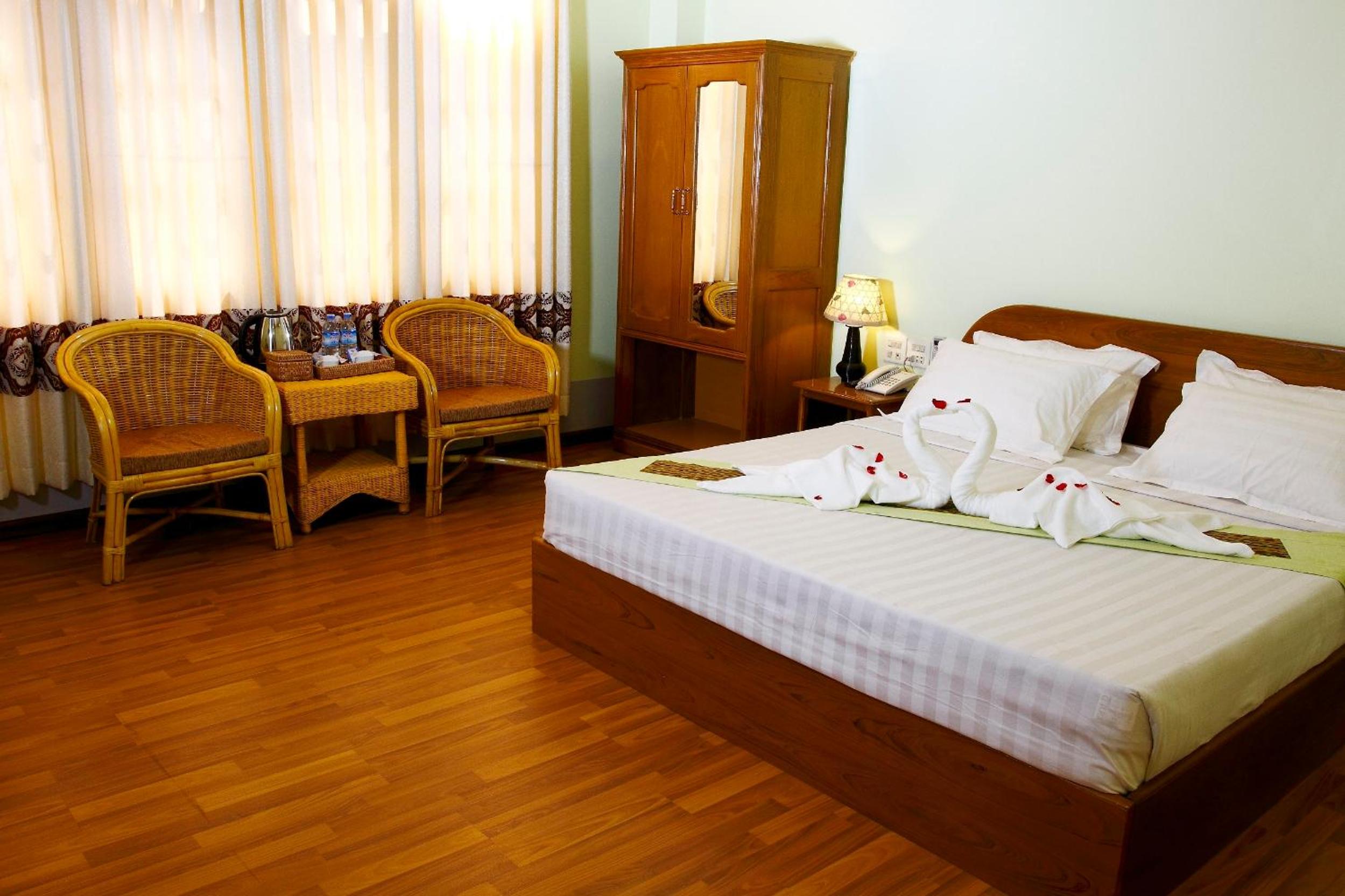 Standard Double or Twin Room photo 3